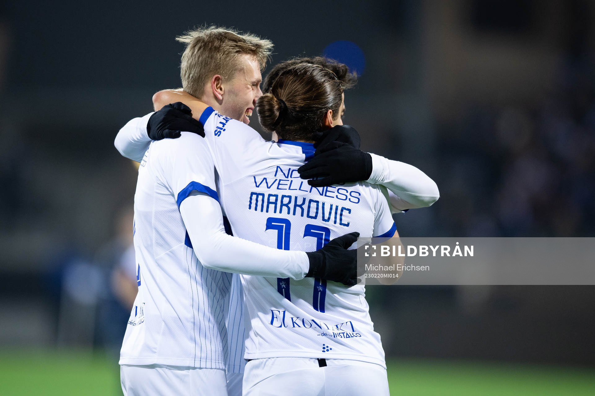 IFK Göteborgs Elias Hagen jublar med lagkamrater
