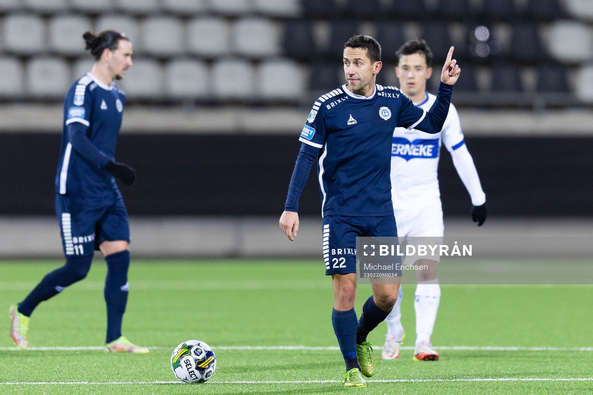 Utsiktens Predrag Randelovic efter reducering till 3-2 under fotbollsmatchen i Svenska Cupen mellan IFK Göteborg och Utsikten den 20 februari 2023 i Göteborg.