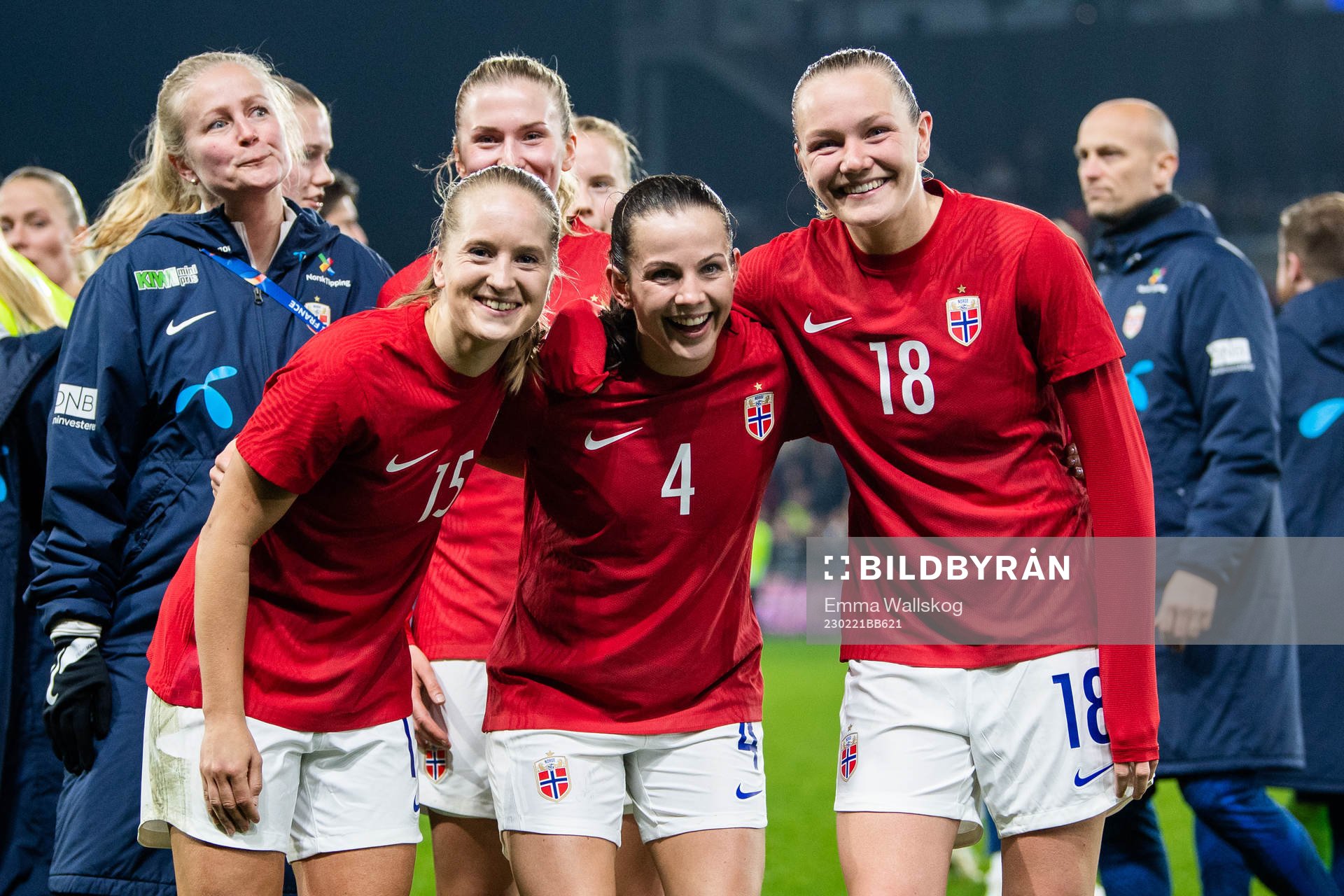 Amalie Eikeland, Tuva Hansen and Frida Maanum of Norway