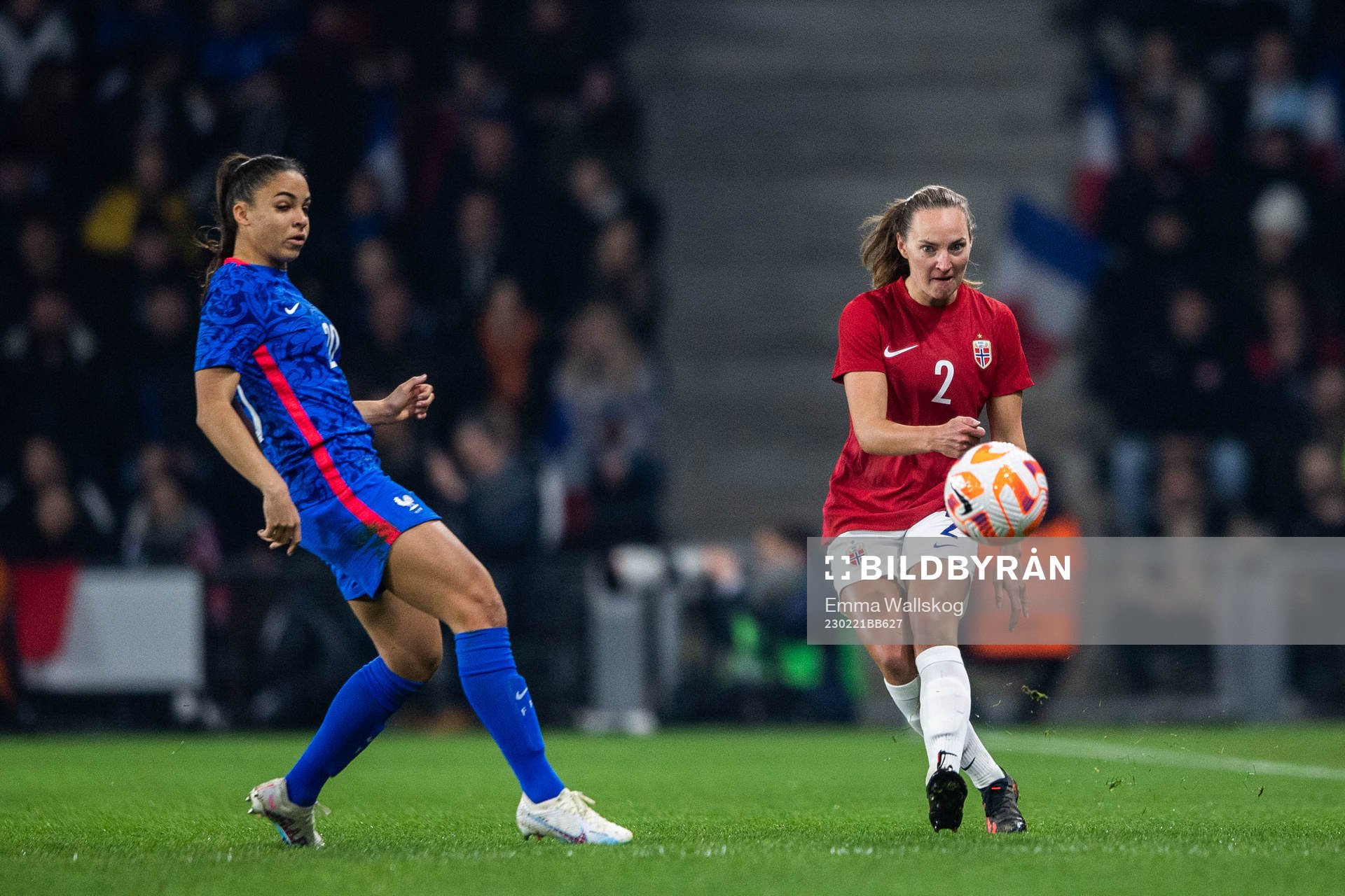Delphine Cascarino of France and Marit Bratberg Lund of