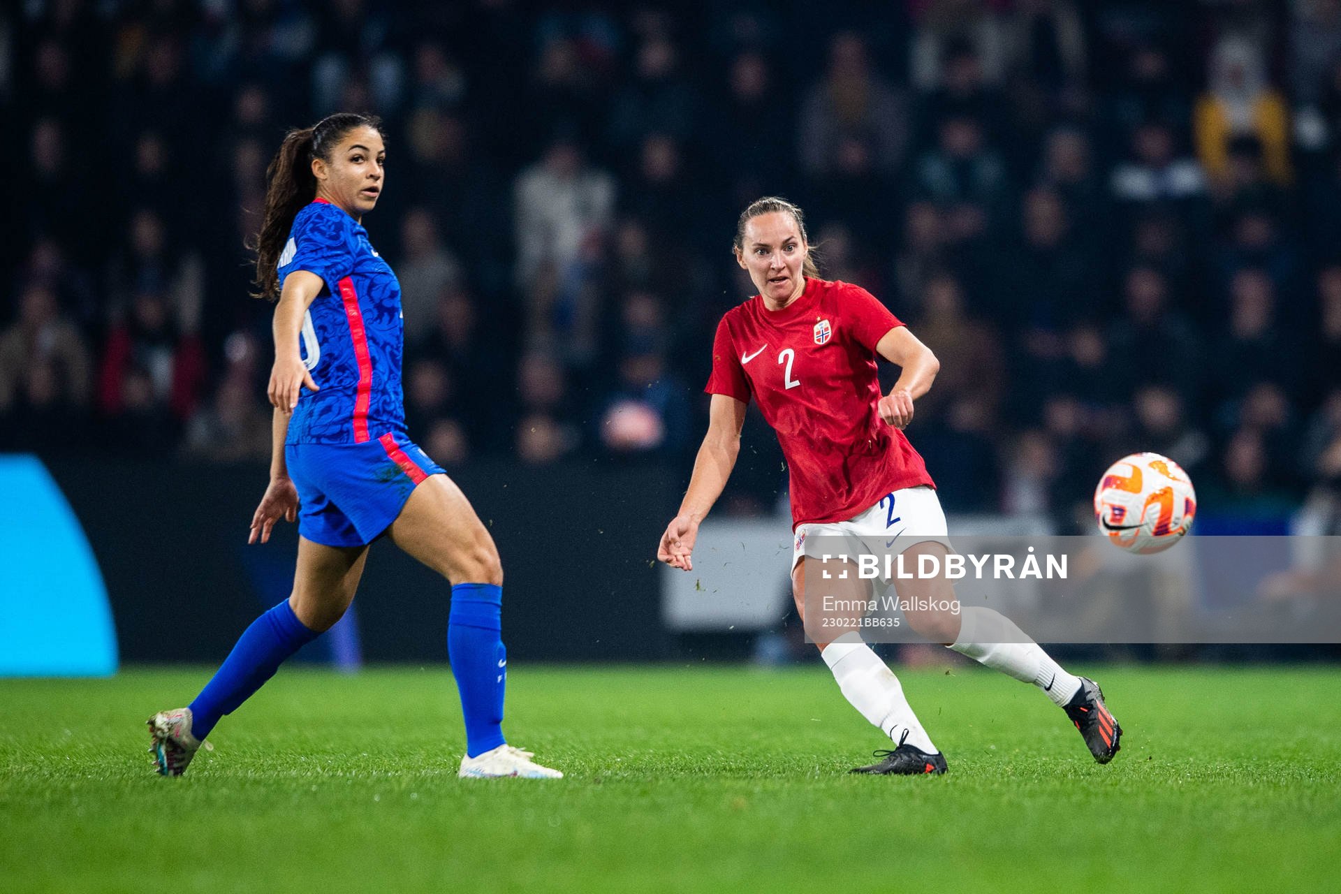 Delphine Cascarino of France and Marit Bratberg Lund of