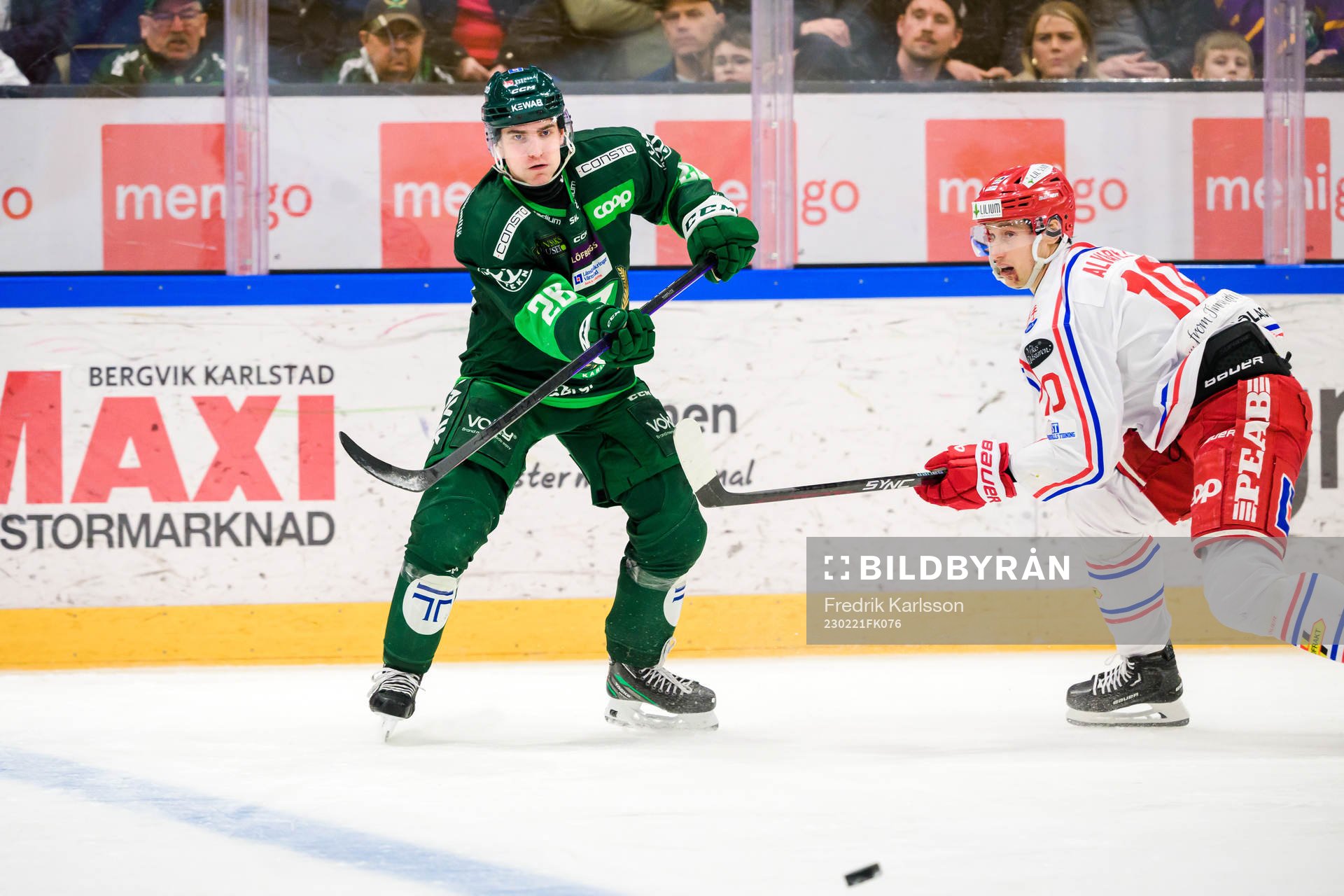 Färjestads Joel Nyström och Timrås Robin Alvarez
