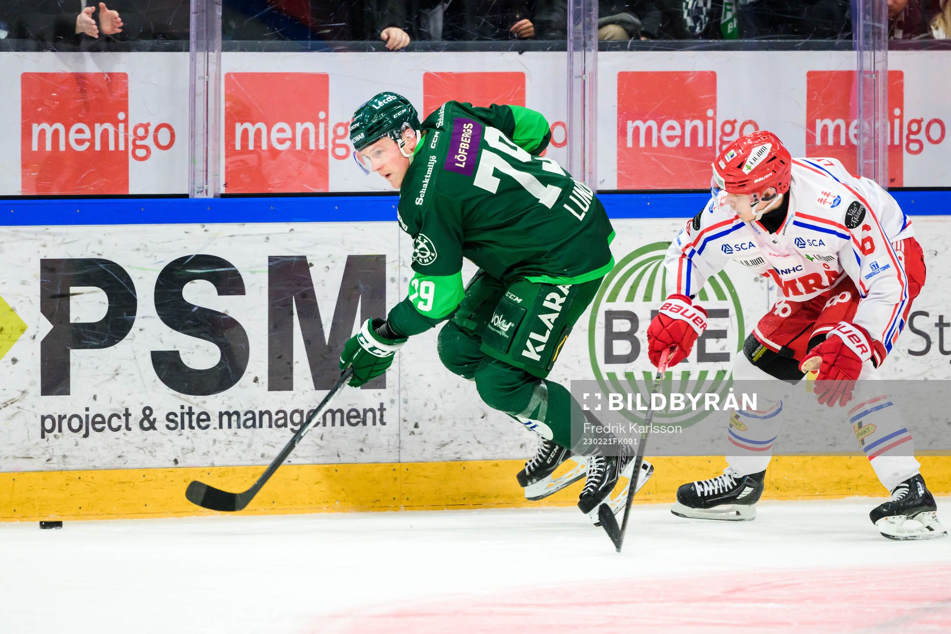Färjestads Patrik Lundh och Timrås Joonas Lyytinen