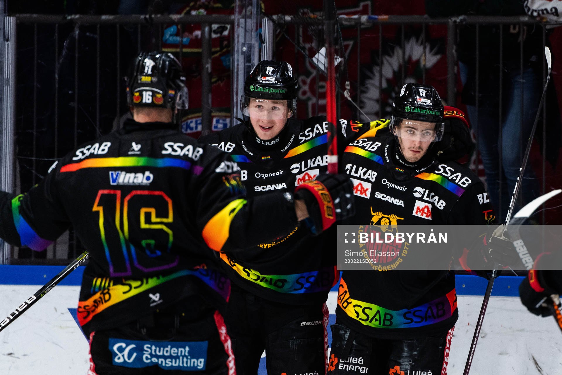 Luleås Jonas Berglund och Isac Brännström jublar