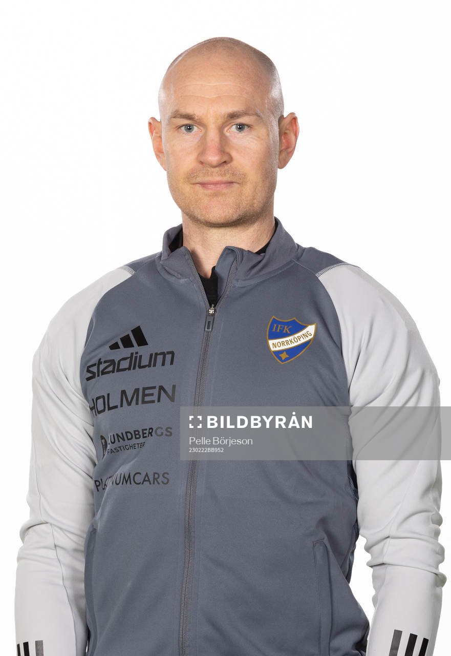 Norrköpings Fystränare Marcus Falk-Olander poserar för ett porträtt den 22 februari 2023 i Norrköping.