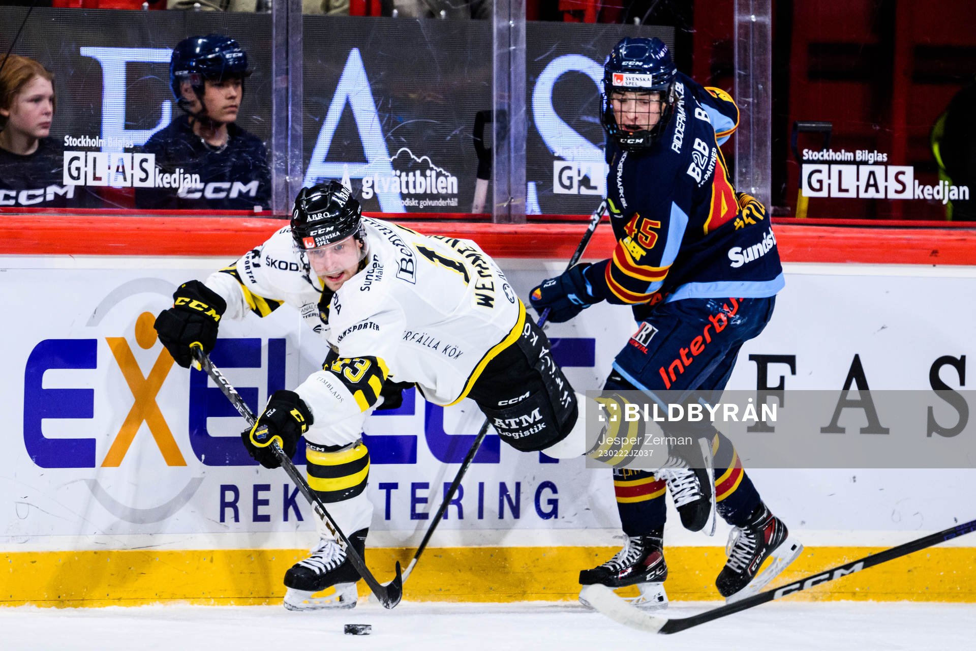 AIKs Axel Wemmenborn och Djurgårdens Noah Östlund