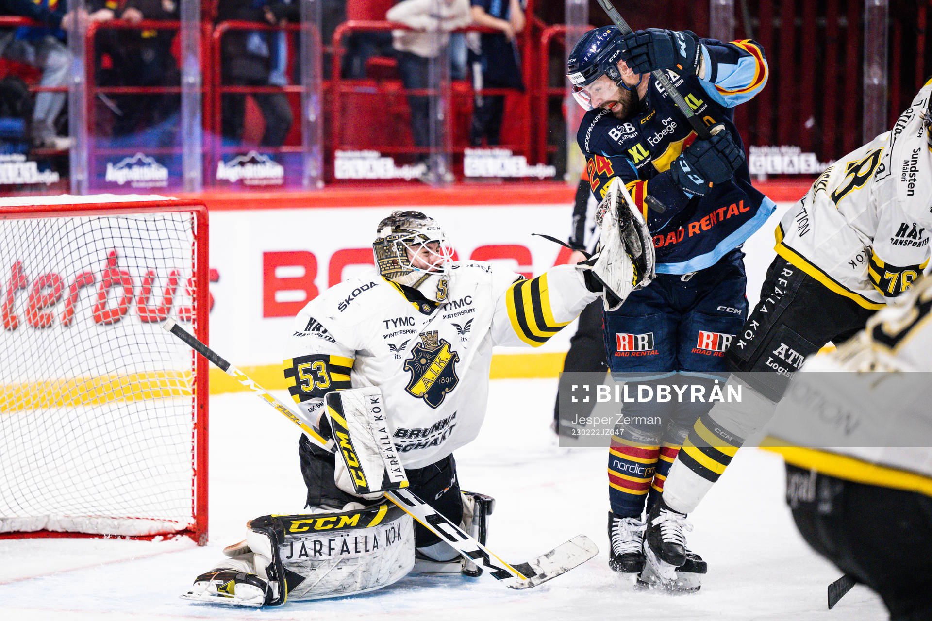 AIKs målvakt Claes Endre och Djurgårdens Ludvig Rensfeldt