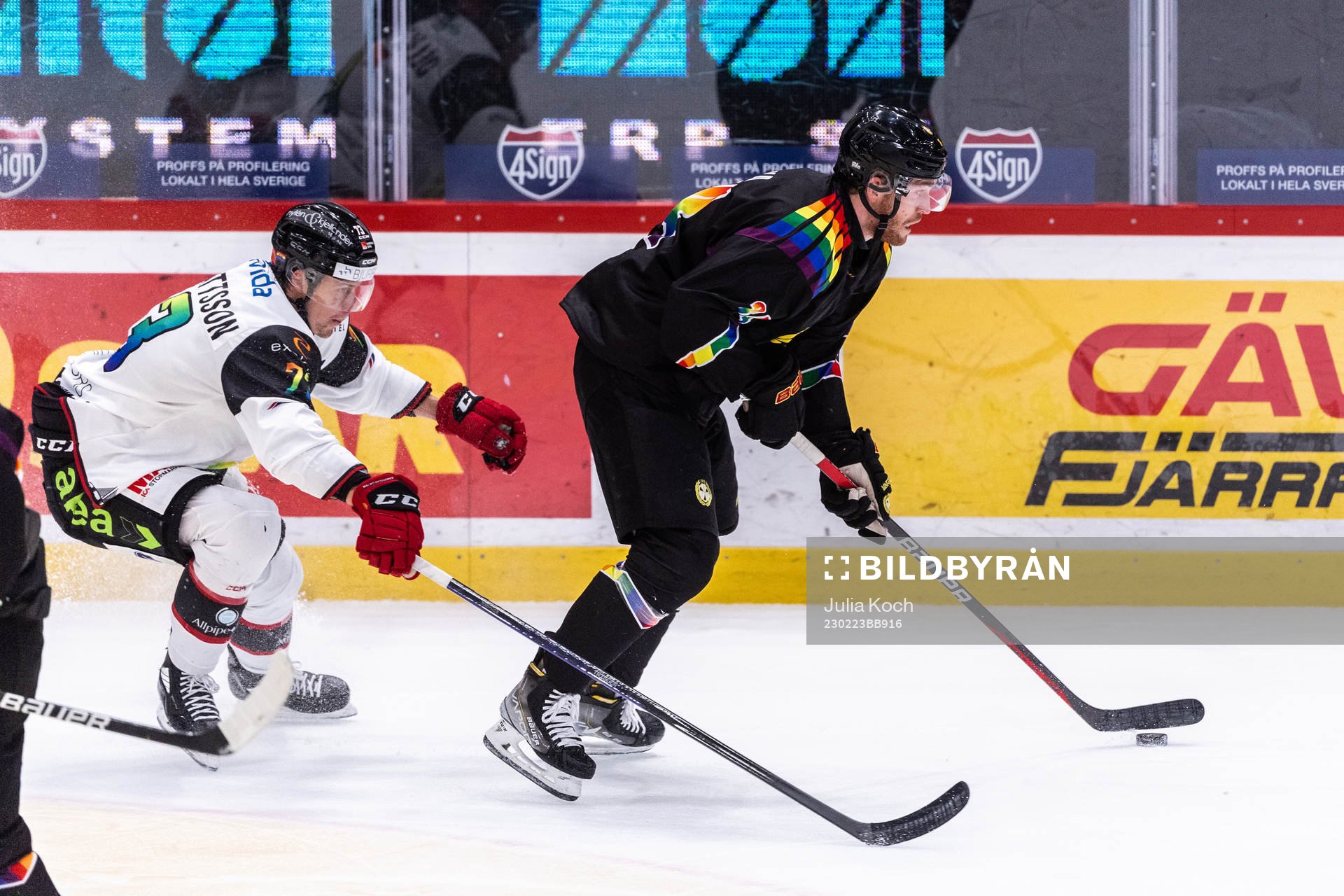 Malmö Redhawks Adam Ollas Mattsson och Brynäs Oscar Eklind