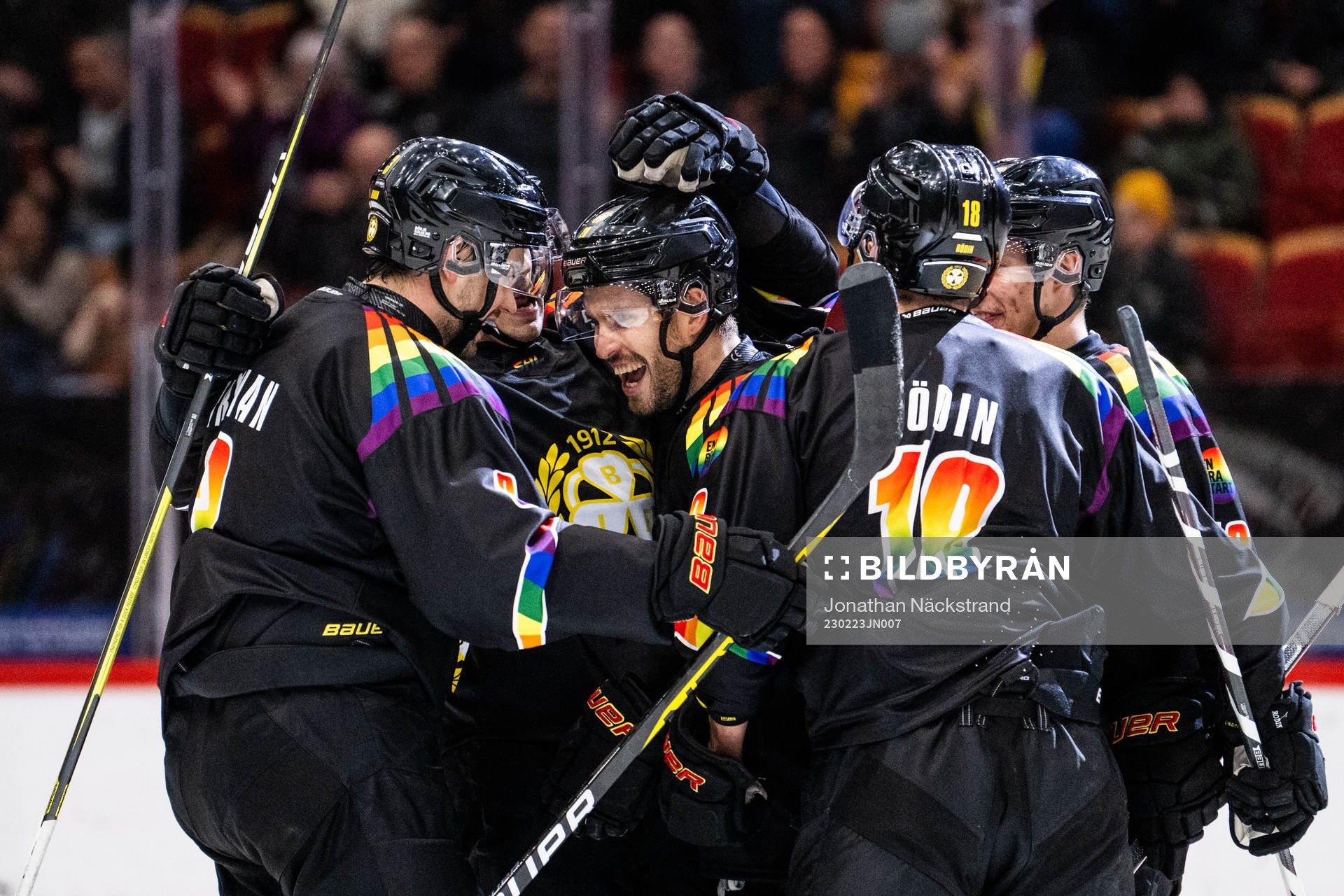 Brynäs Oula Palve jublar