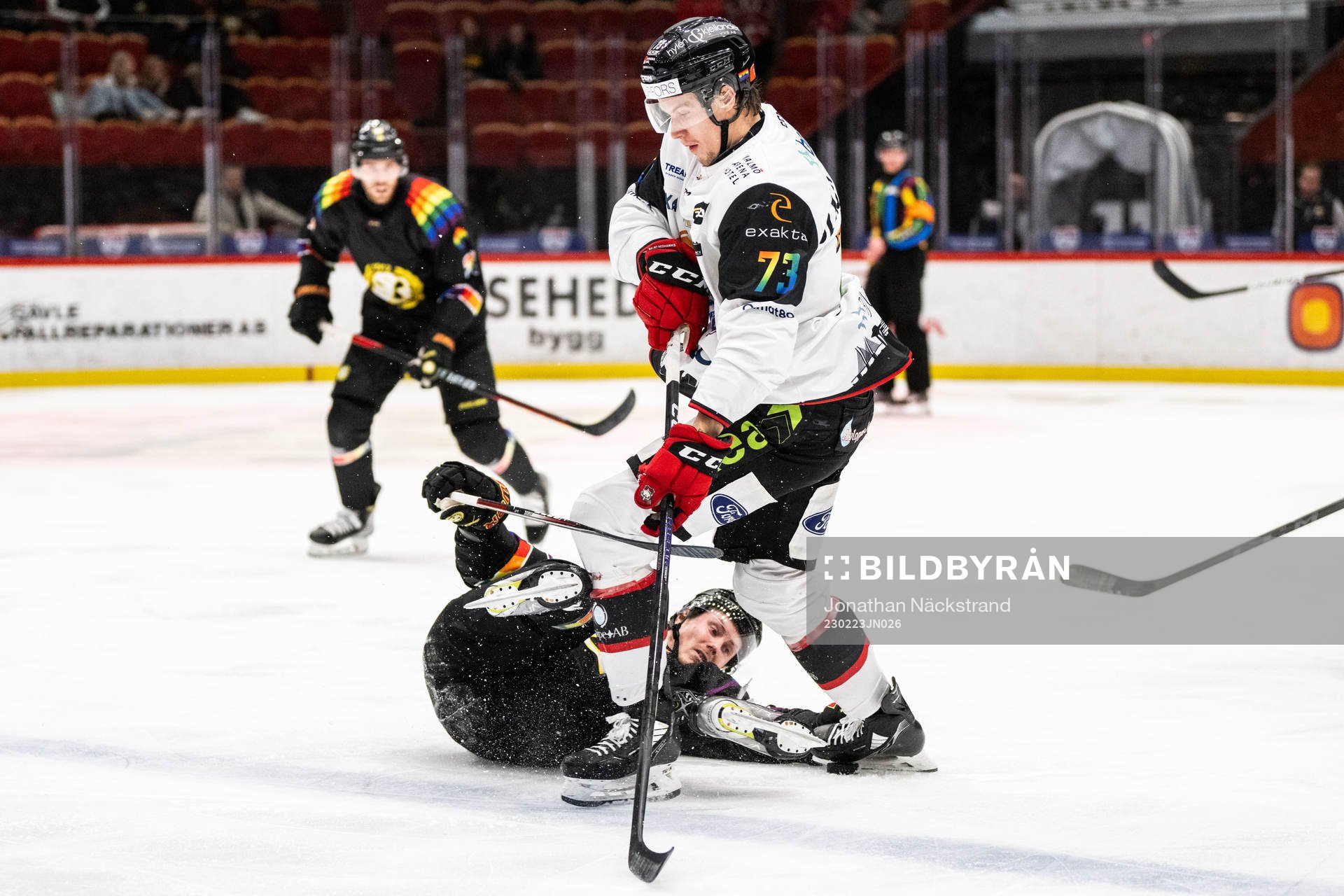 Malmö Redhawks Adam Ollas Mattsson och Brynäs Nick Olesen