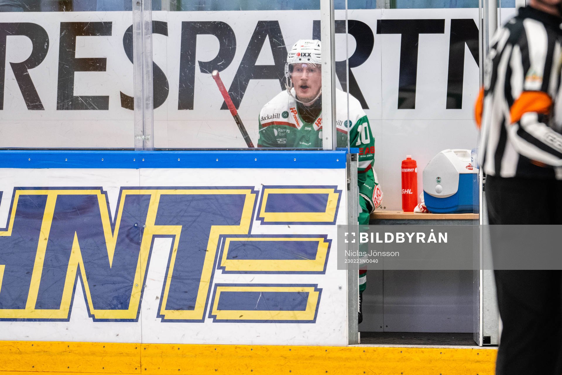 Rögles Simon Hjalmarsson i utvisningsbåset