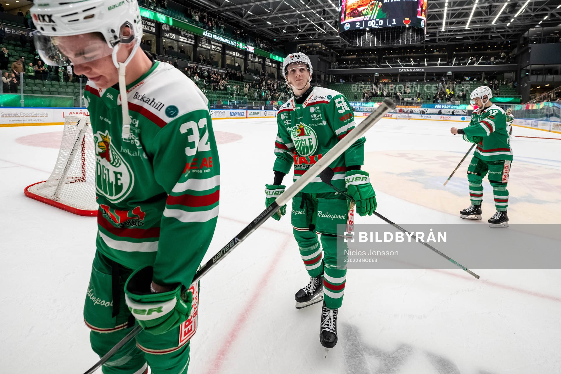 Rögles Adam Engström jublar