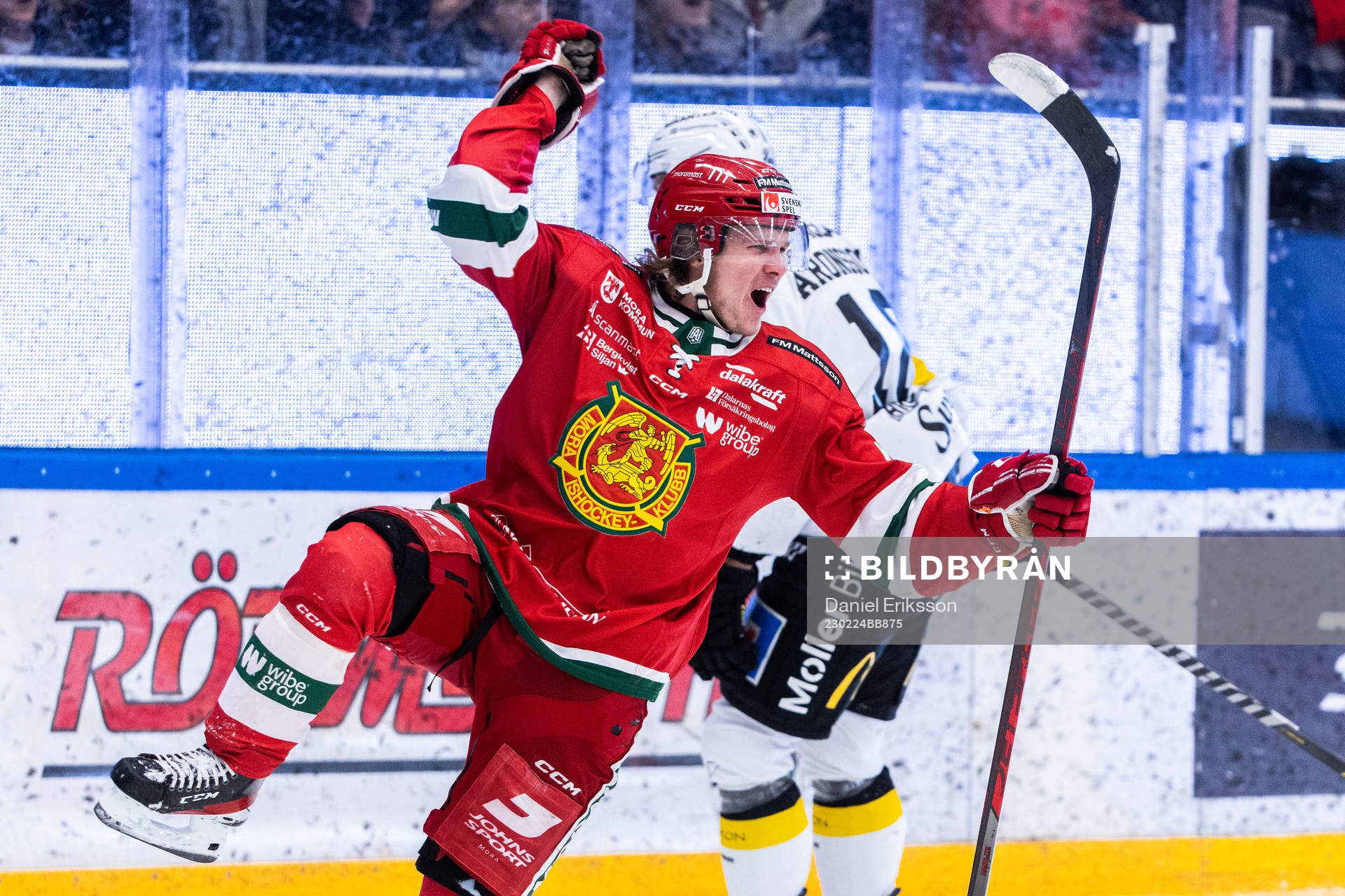 Moras Anton Heikkinen jublar