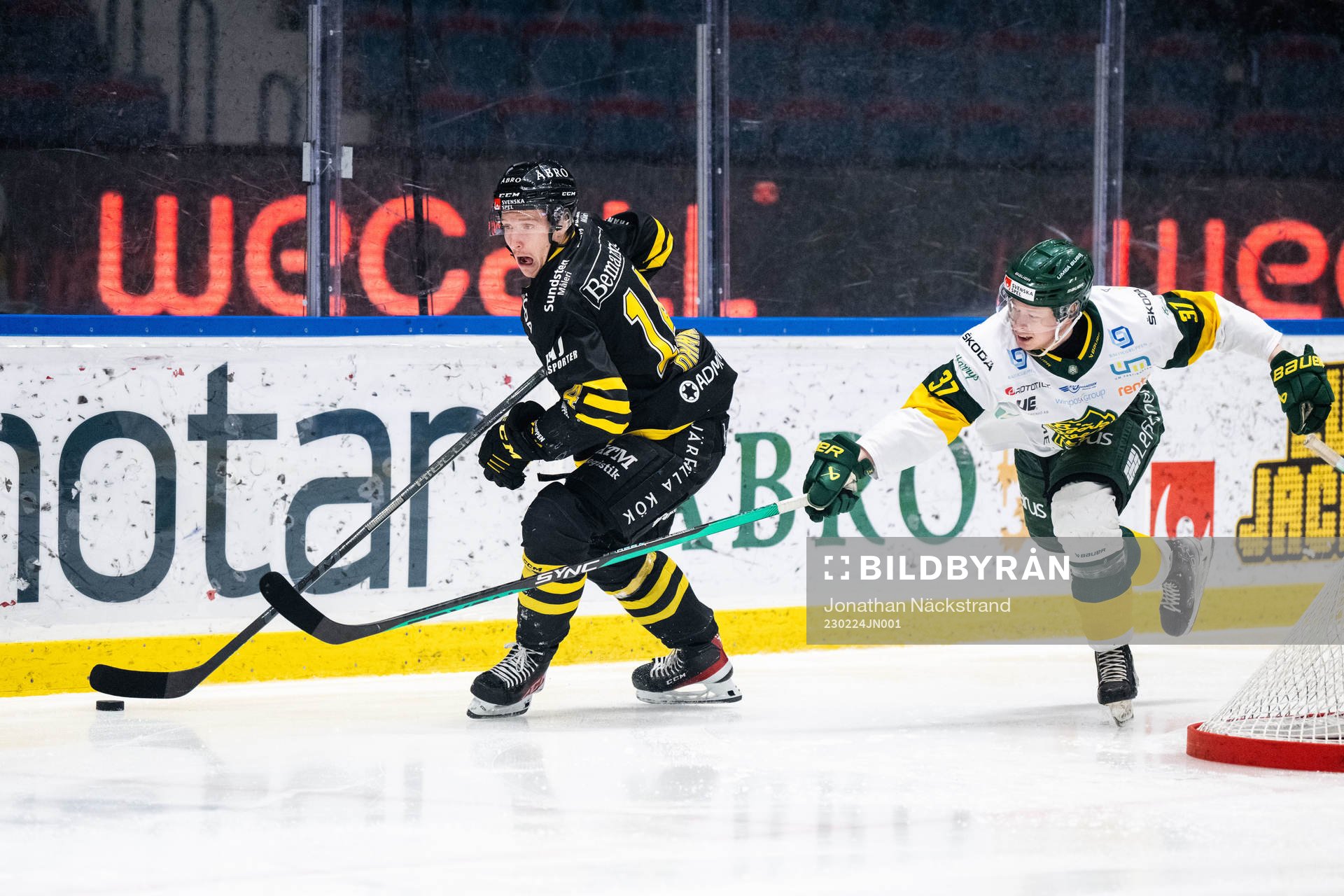 AIKs Oscar Öhman och Björklövens Jacob Andersson