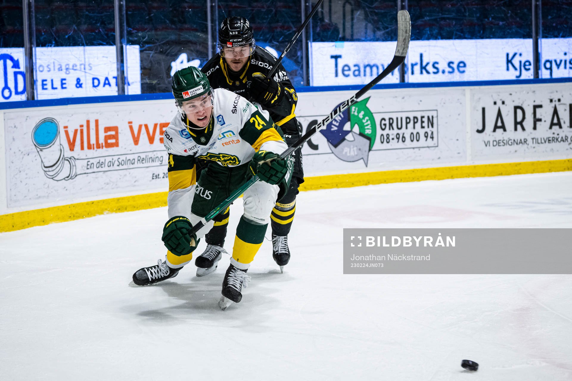 AIKs Renars Krastenbergs och Björklövens Linus Cronholm