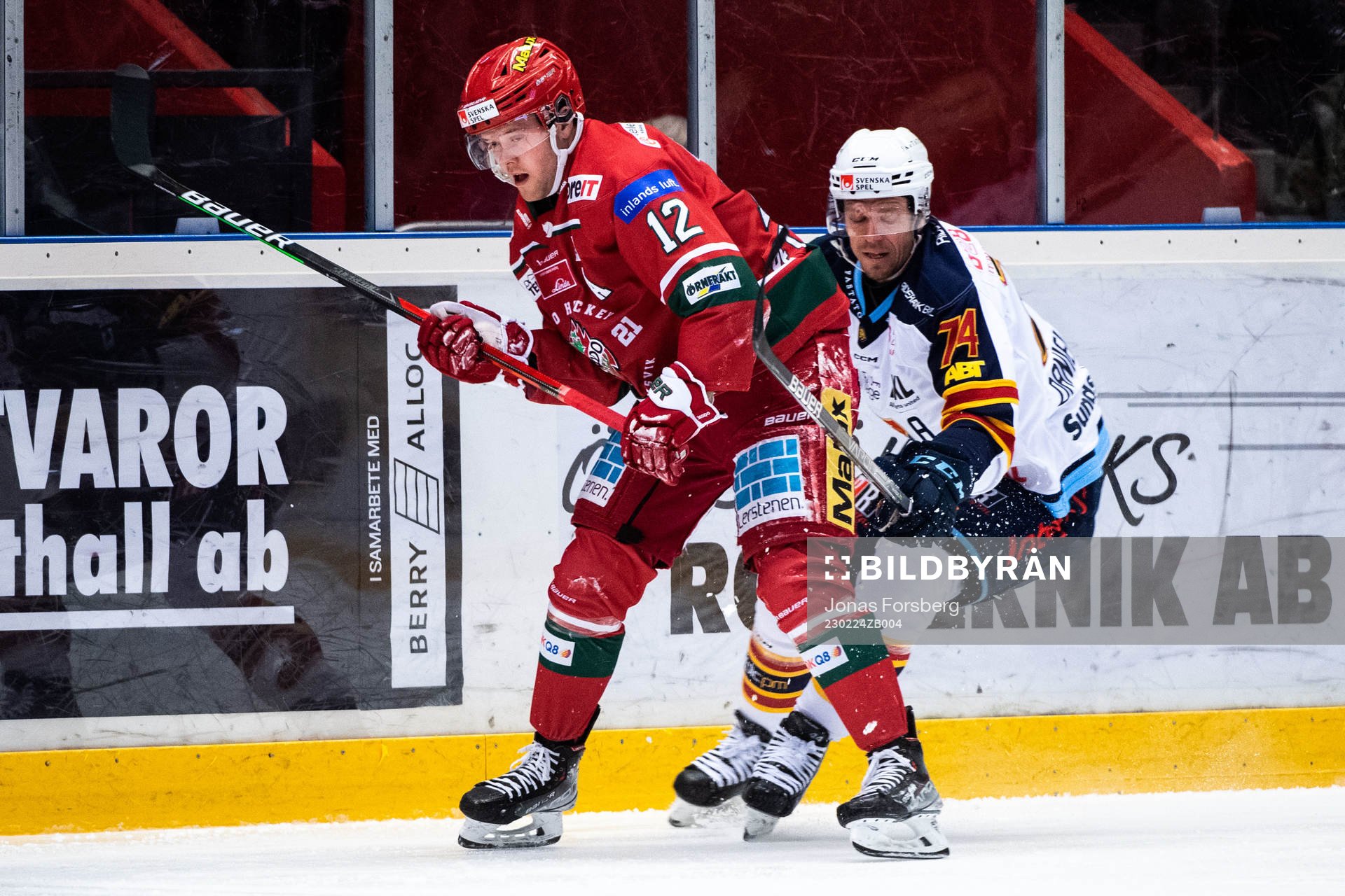 Modos Oscar Pettersson och Djurgårdens Nicklas Danielsson