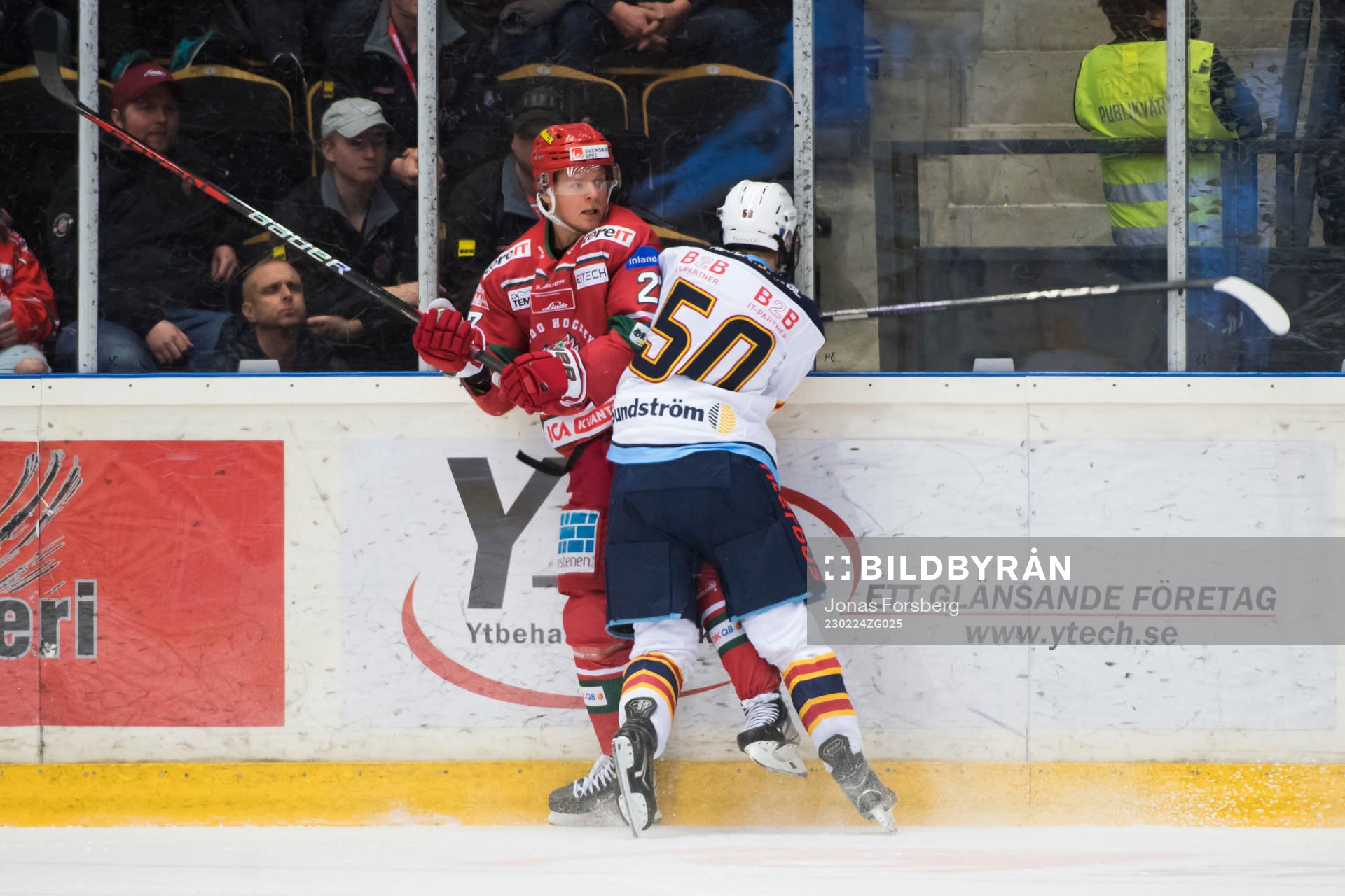 Modos Riley Woods och Djurgårdens Melvin Wersäll