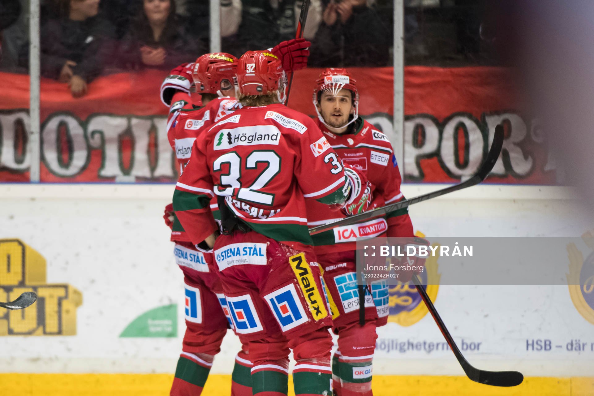 Modos Axel Wemmenborn jublar