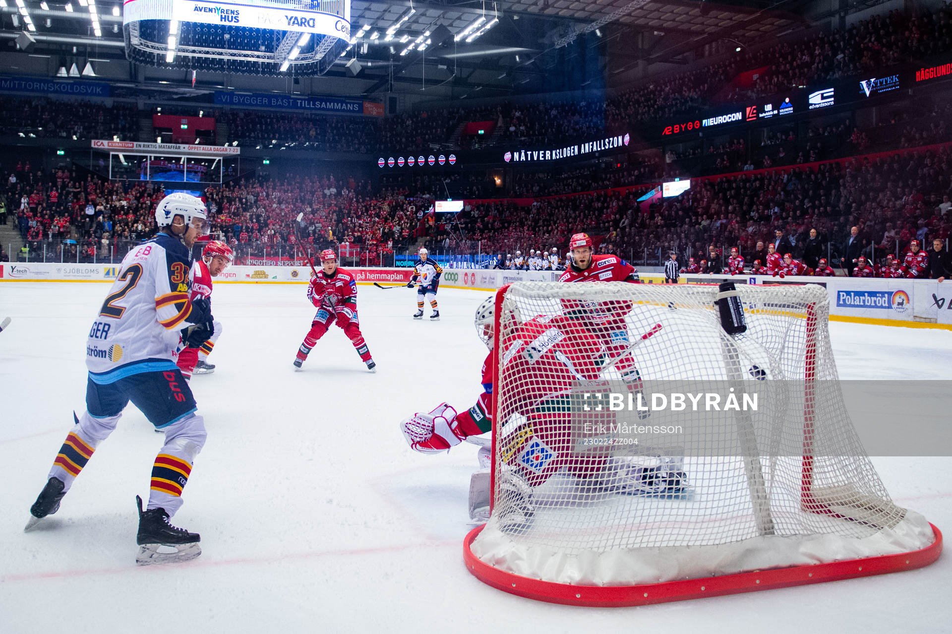 Djurgårdens Daniel Brodin (ej i bild) gör 0-1 bakom Modos
