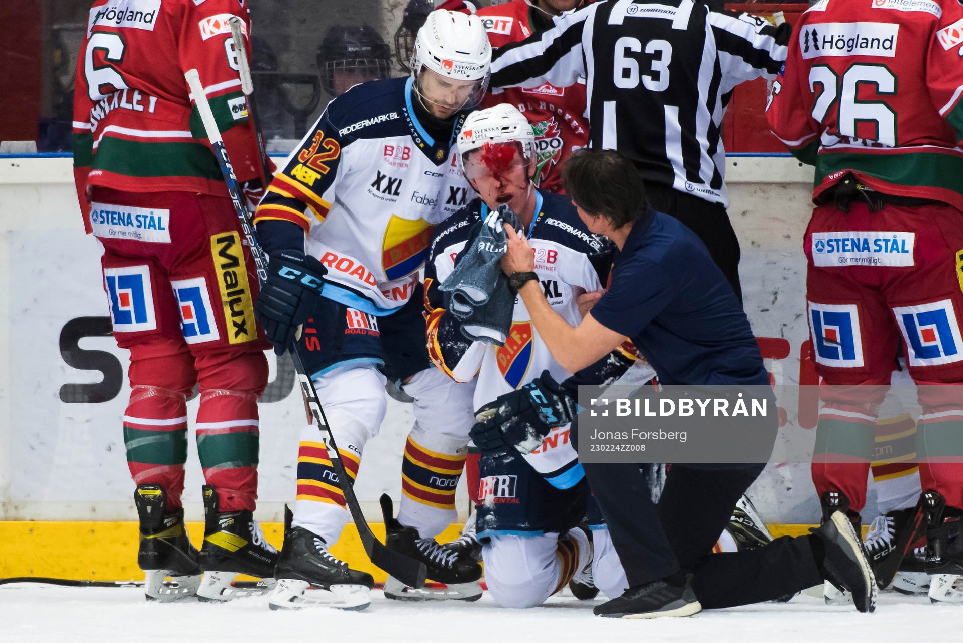 Djurgårdens Edvin Hammarlund har ont