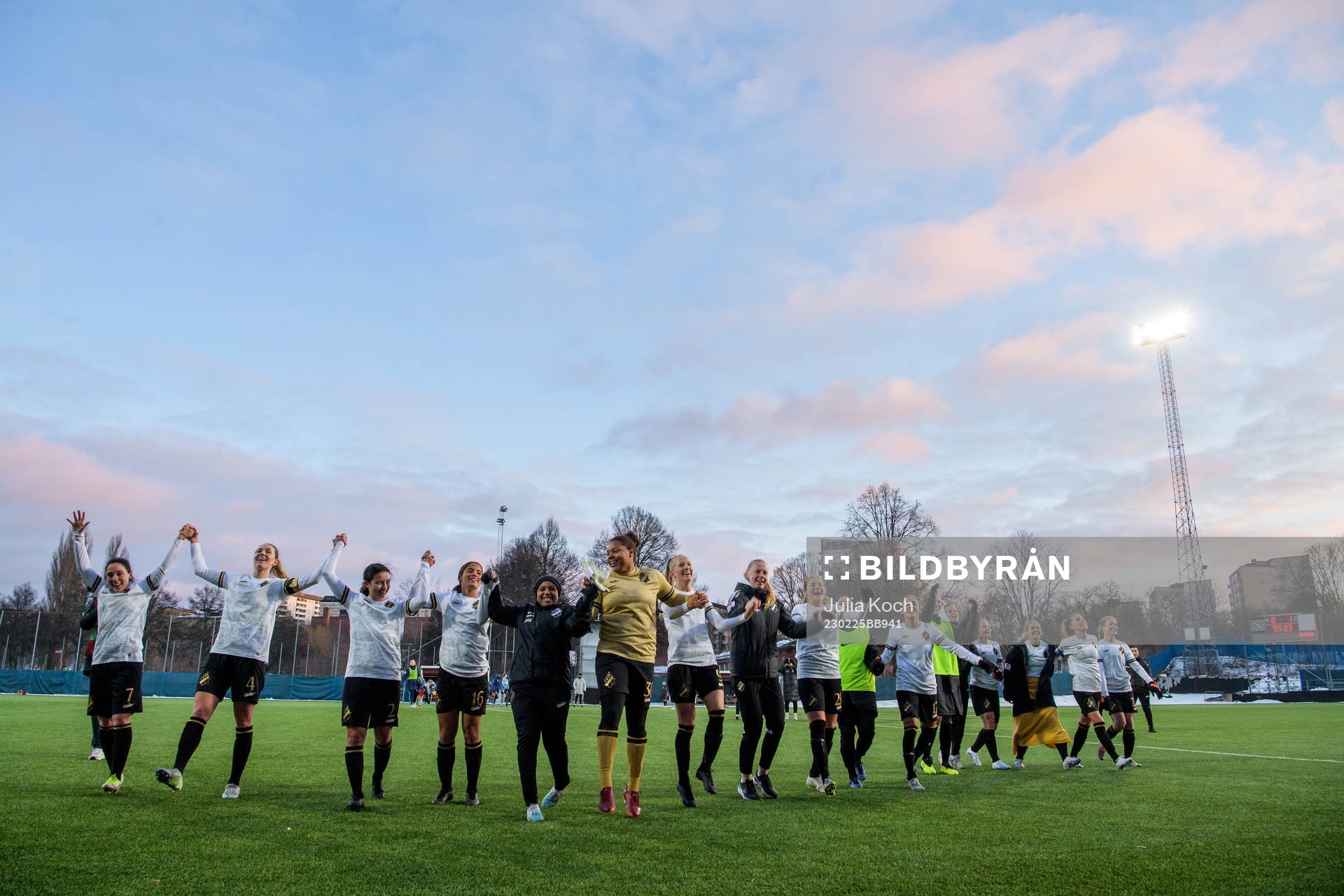 AIKs spelare jublar