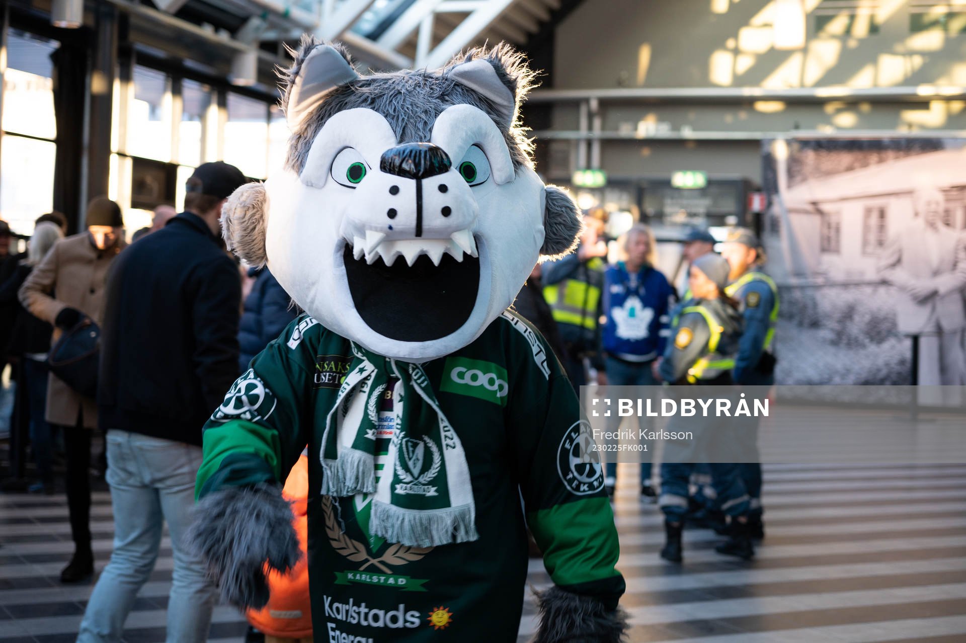 Färjestads maskot Ture Varg