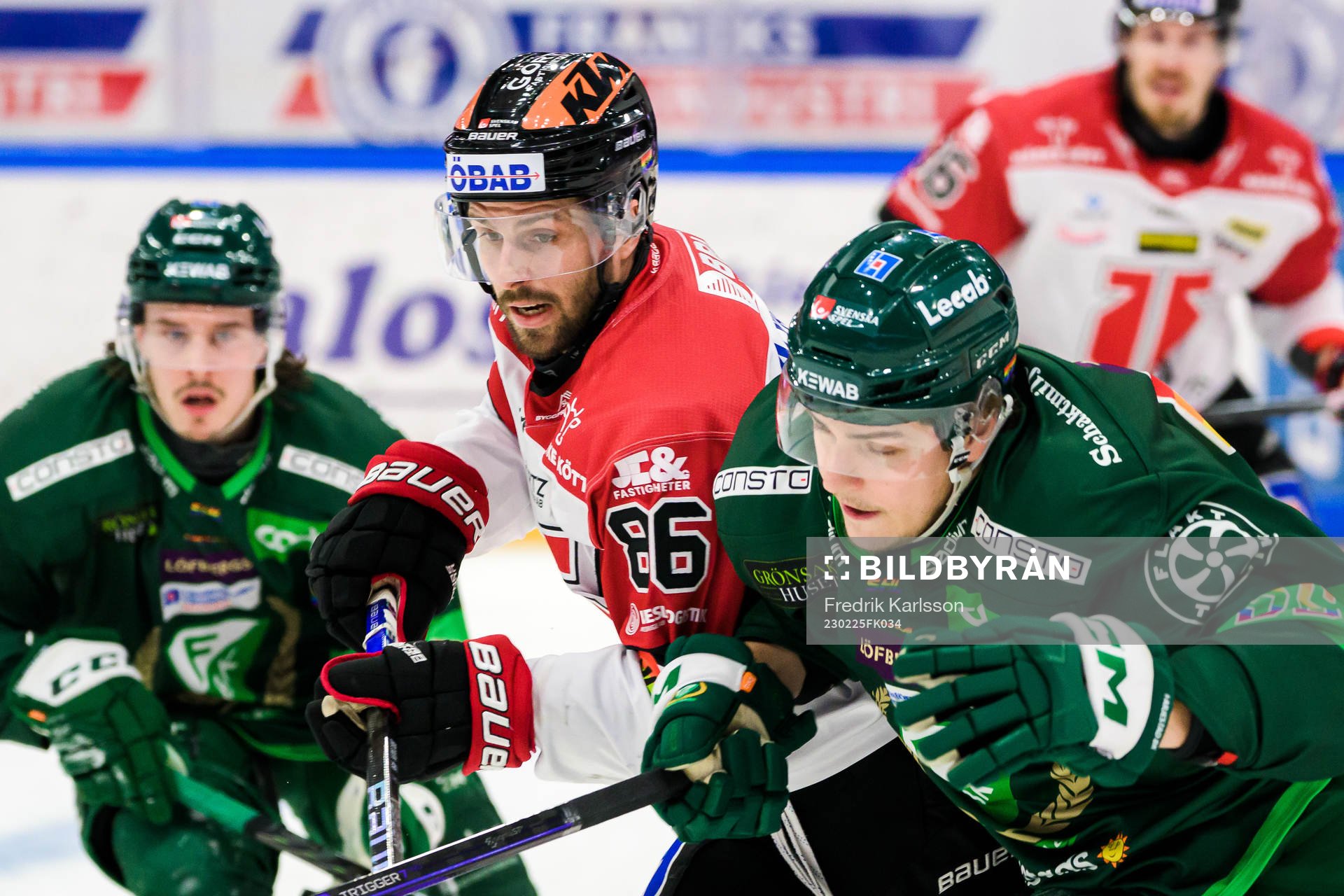Örebros Mathias Bromé och Färjestads Max Lindroth