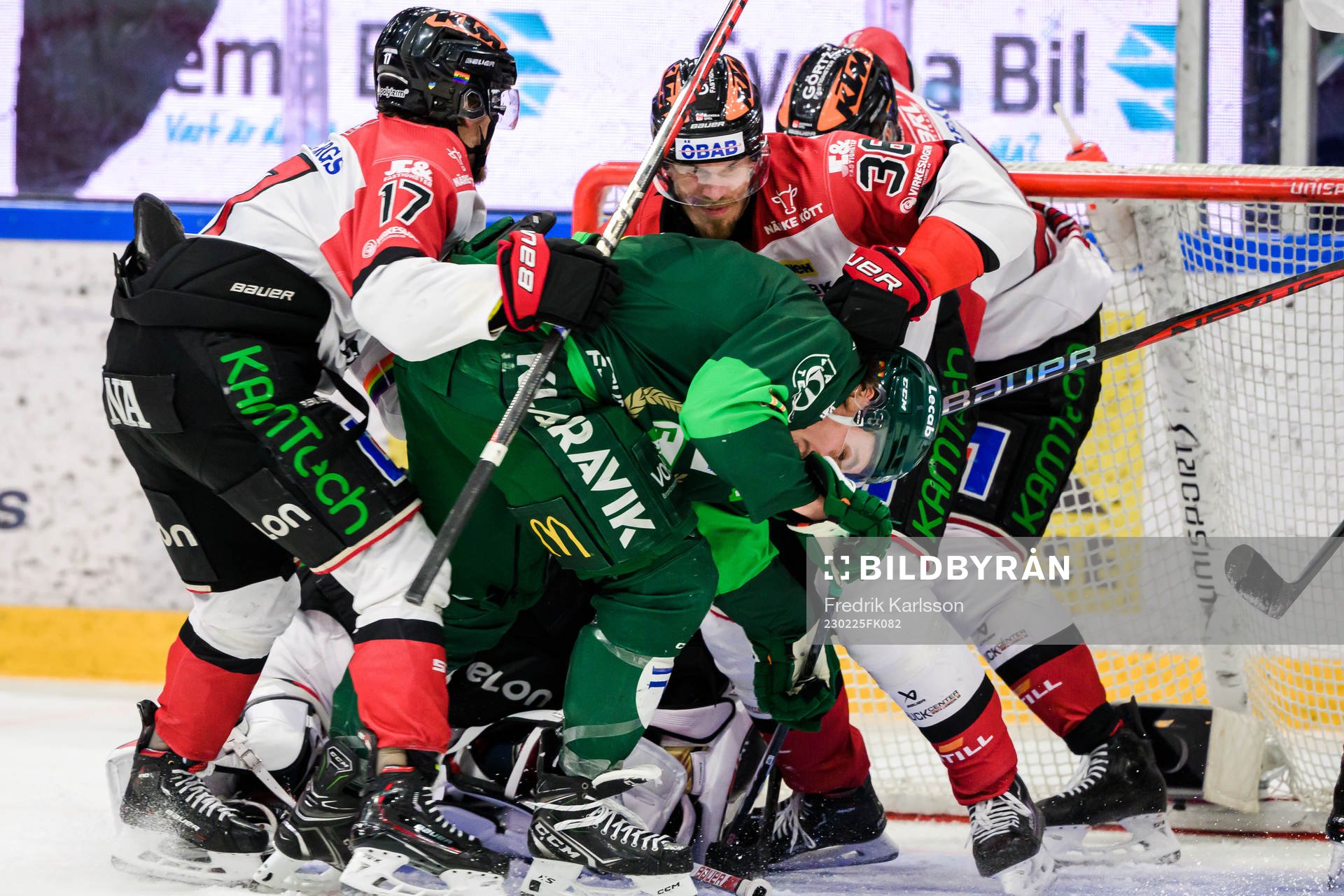 Örebros Emil Larsson och Färjestads Joakim Nygård