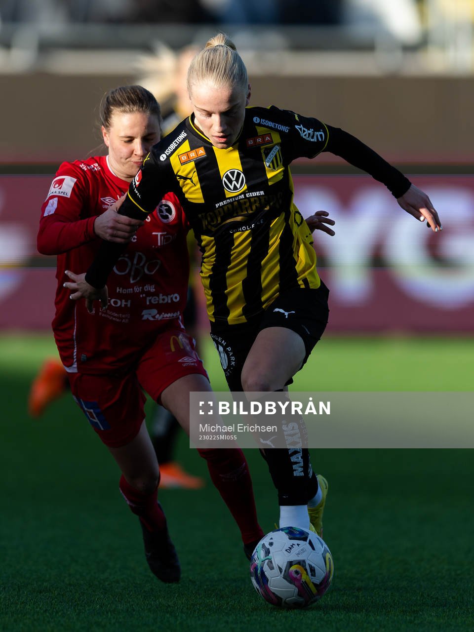 Örebros Katariina Kosola och Häckens Anna Sandberg