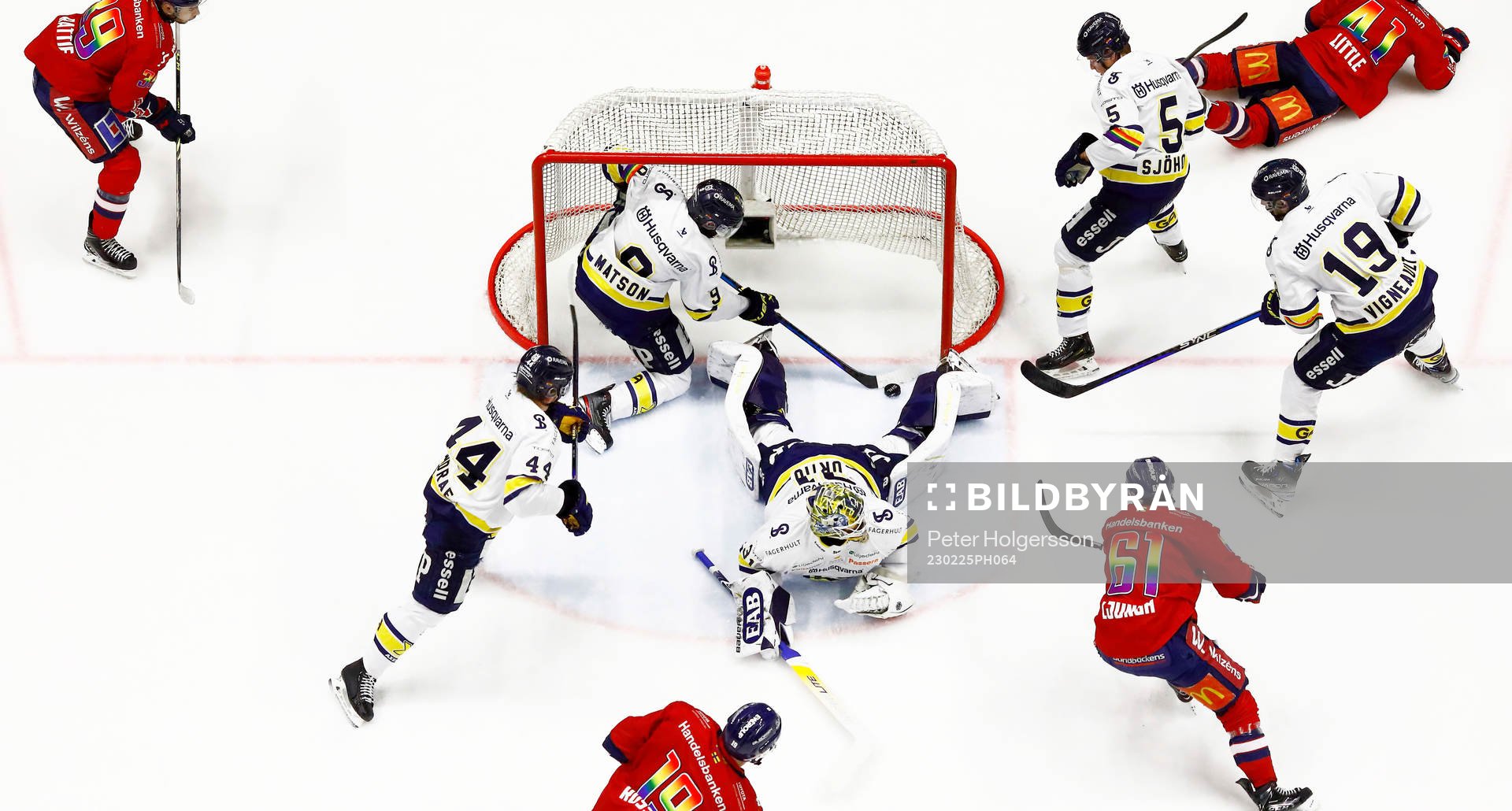 Räddning på mållinjen av HV71s Taylor Matson