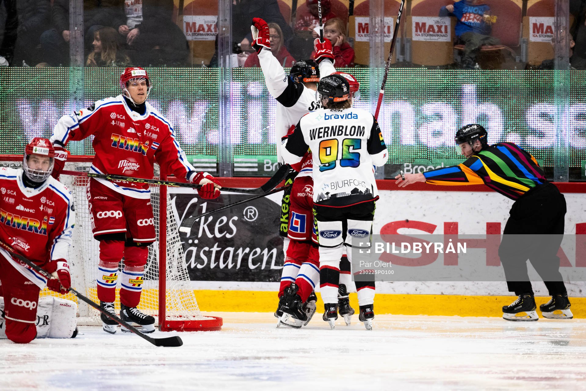 Malmö Redhawks Carl Söderberg jublar
