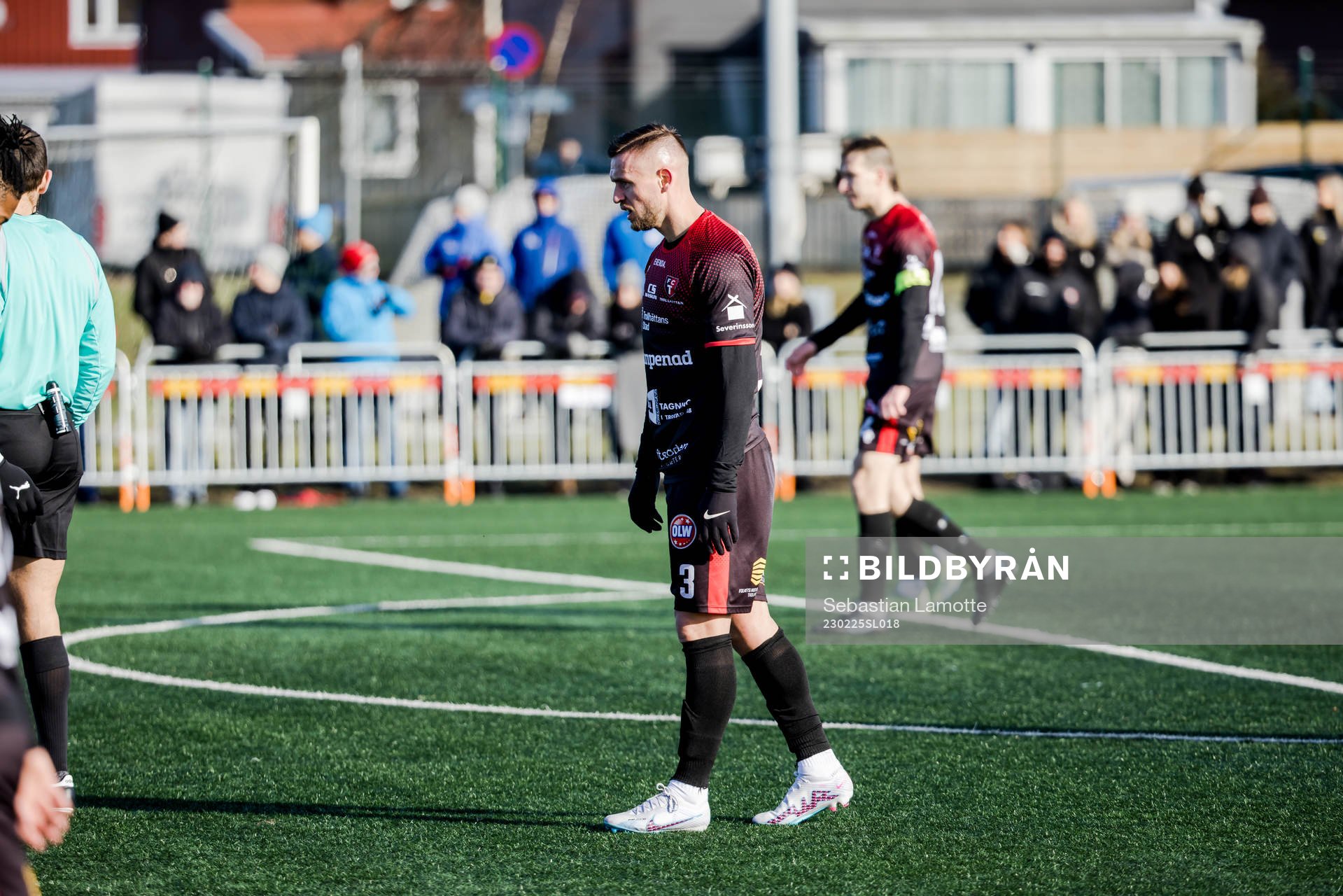 Trollhättans Argjend Malaj deppar