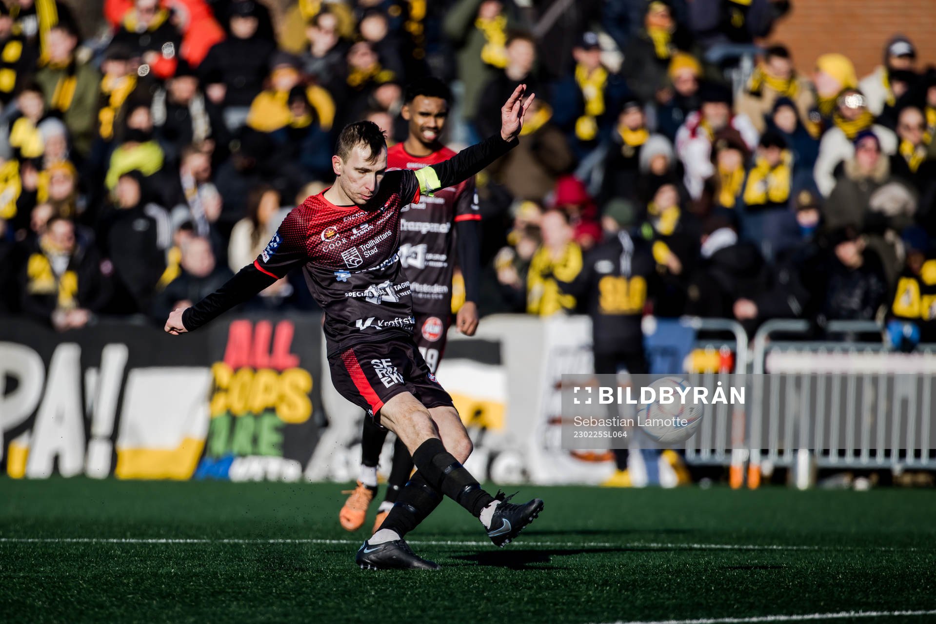 Trollhättans Alen Kasumovic under fotbollsmatchen i Svenska Cupen mellan Trollhättan och Häcken den 25 februari 2023 i Trollhättan.