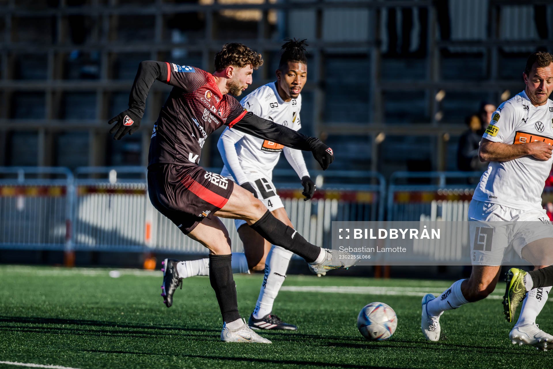 Trollhättans Alibek Aliev under fotbollsmatchen i Svenska Cupen mellan Trollhättan och Häcken den 25 februari 2023 i Trollhättan. 