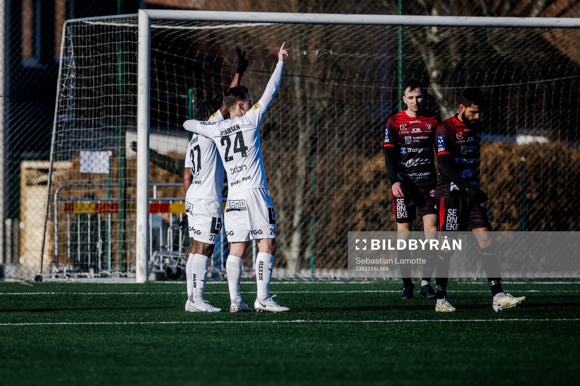 Häckens Ibrahim Sadiq har gjort 1-6 och jublar