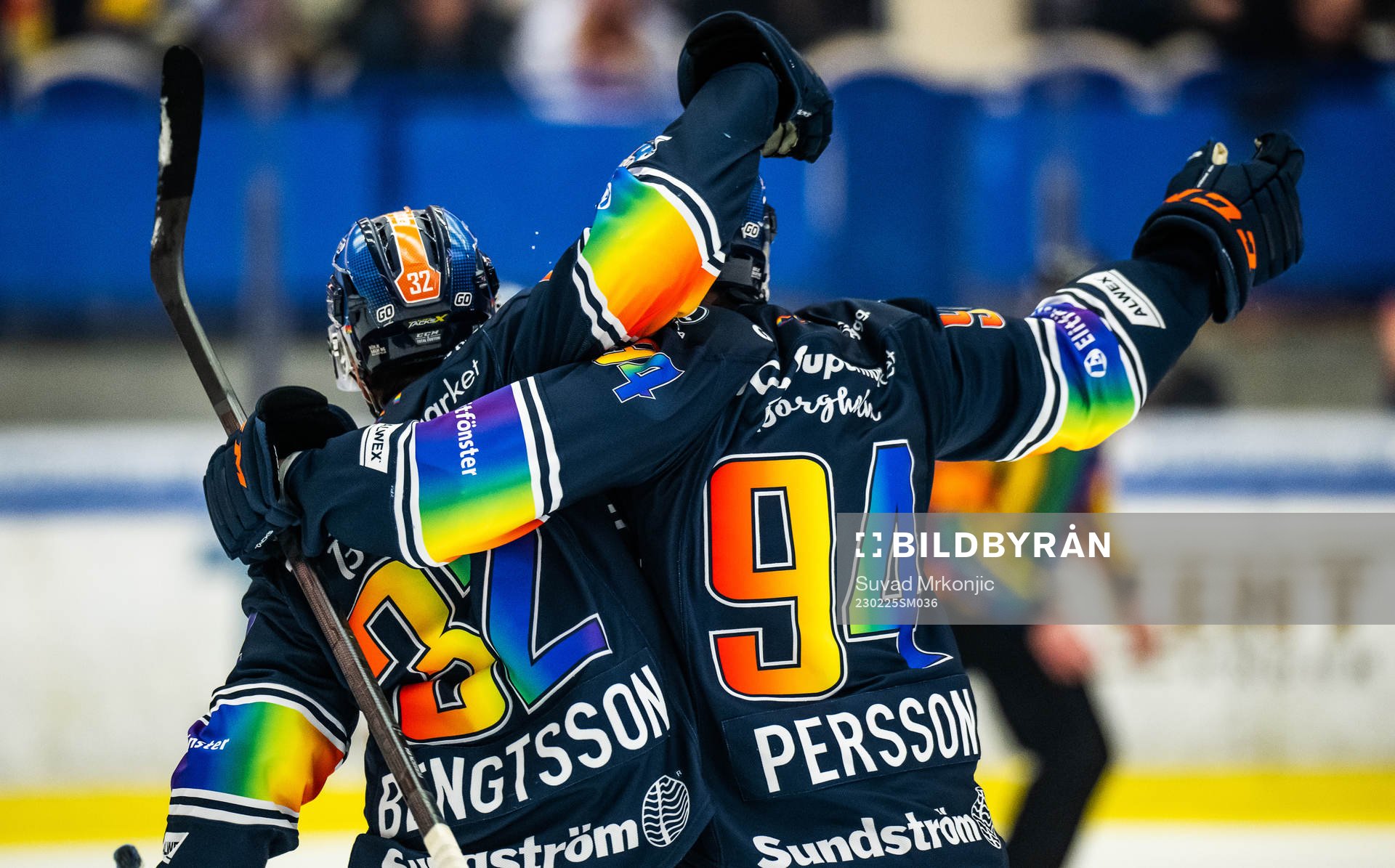 Växjös Lukas Bengtsson och Joel Persson jublar