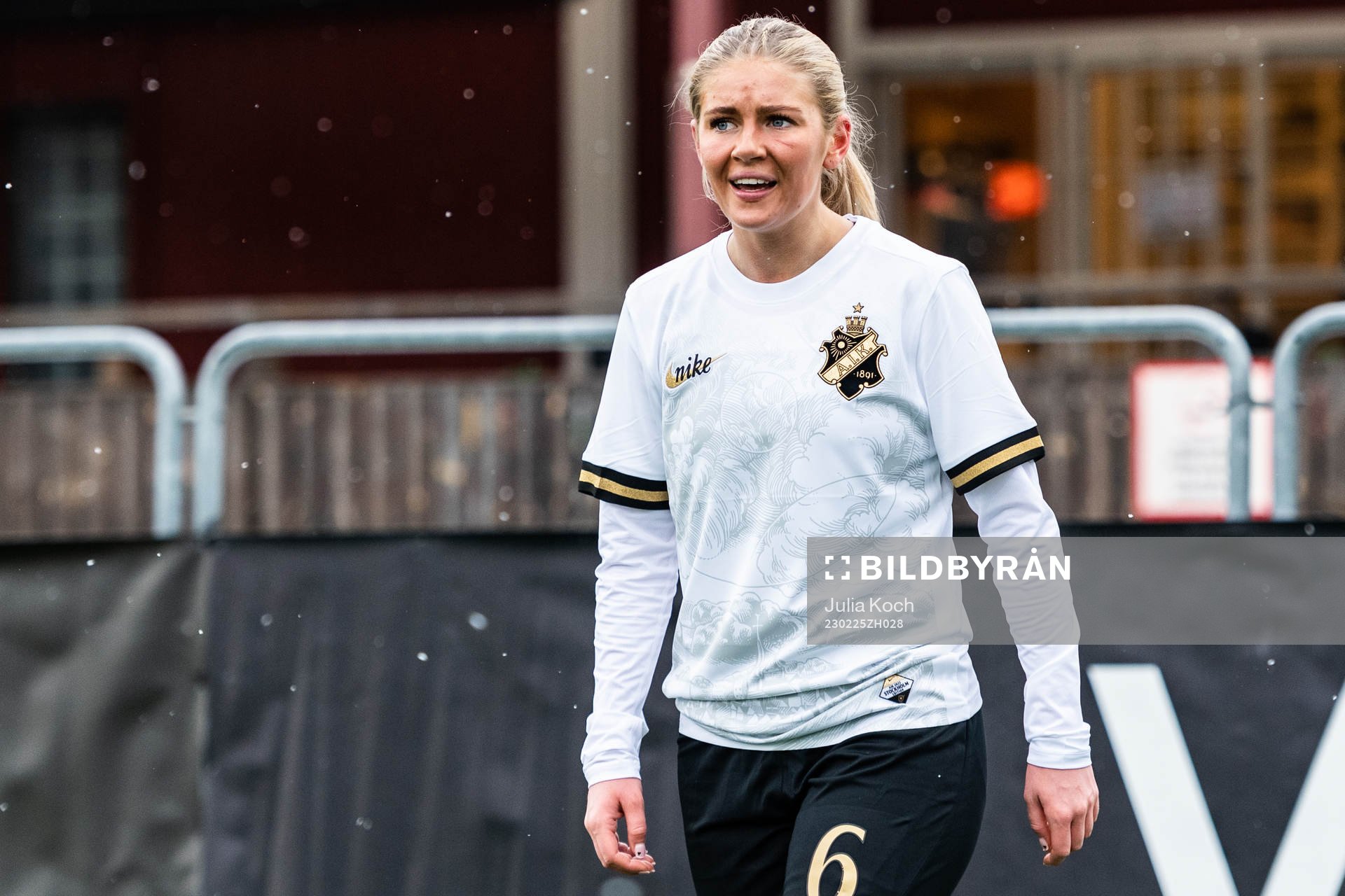 AIKs Wilma Ljung Klingwall under fotbollsmatchen i Svenska Cupen mellan AIK och Djurgården den 25 februari 2023 i Stockholm. 