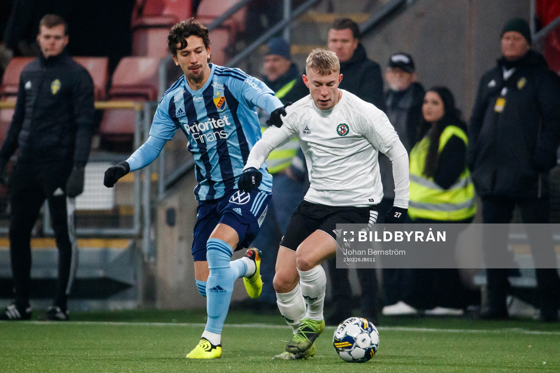 Djurgårdens Gustav Wikheim och Örebros Valgeir Valgeirsson