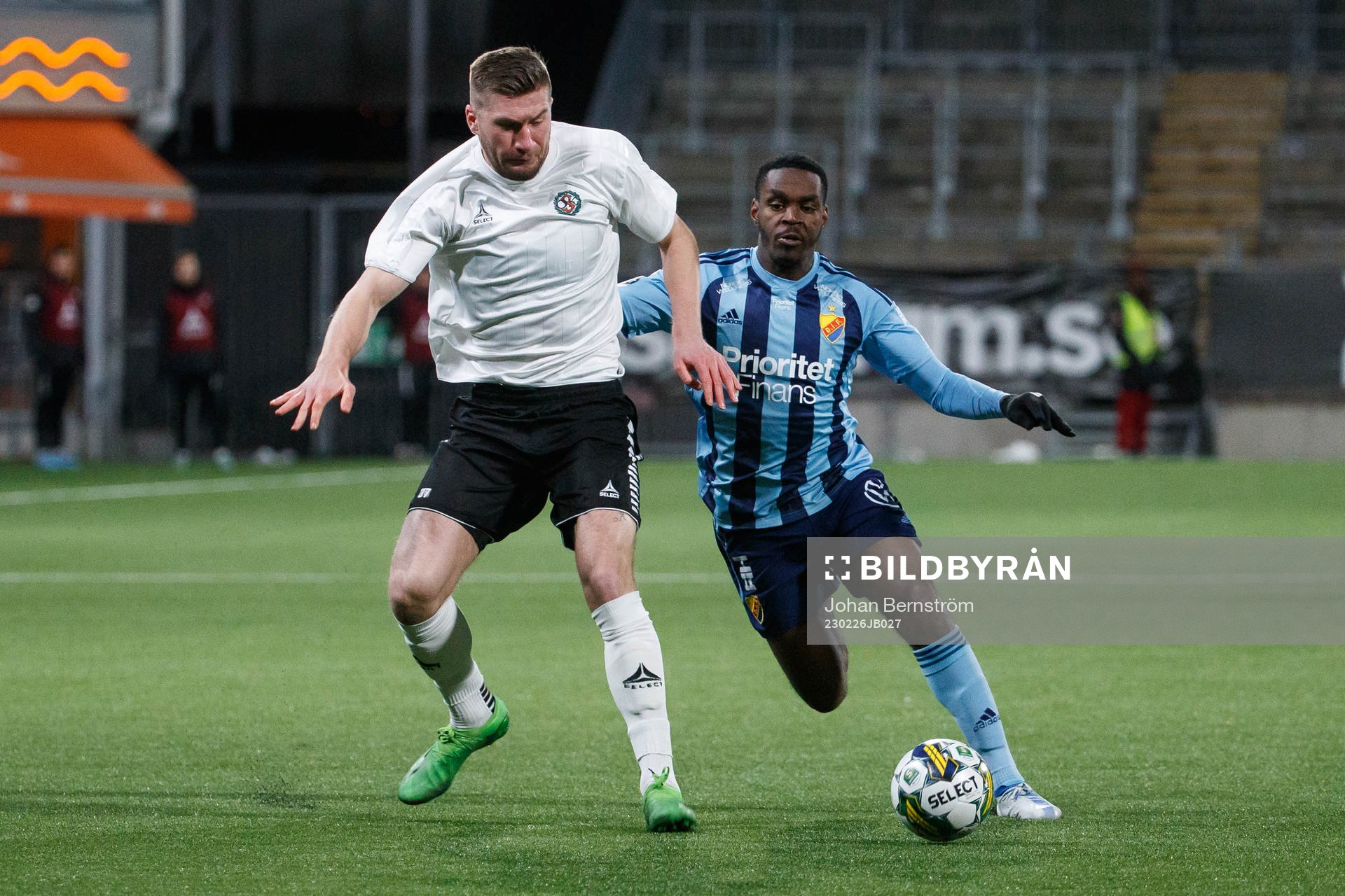Örebros Axel Andresson och Djurgårdens Joel Asoro