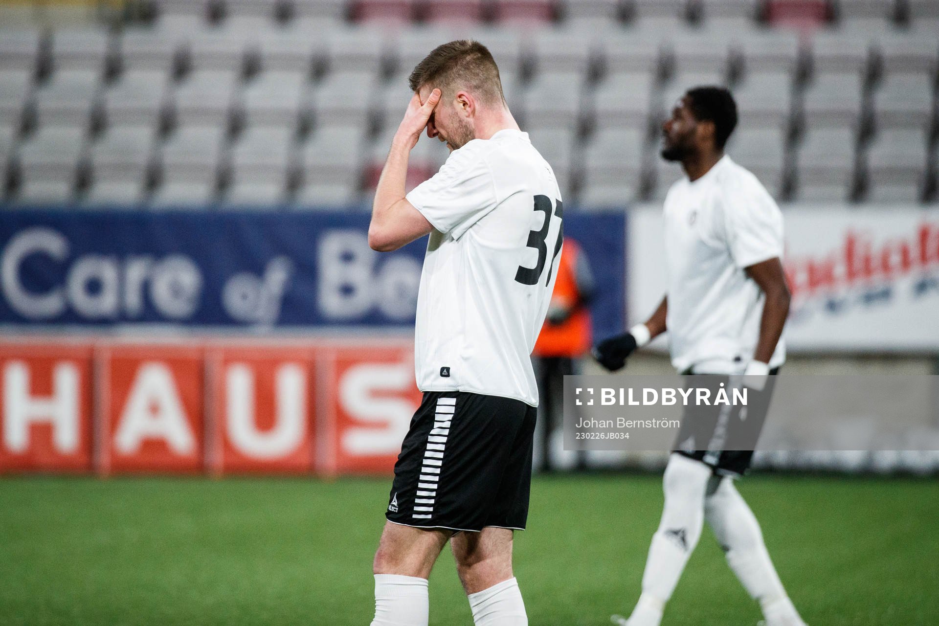 Örebros Axel Andresson deppar