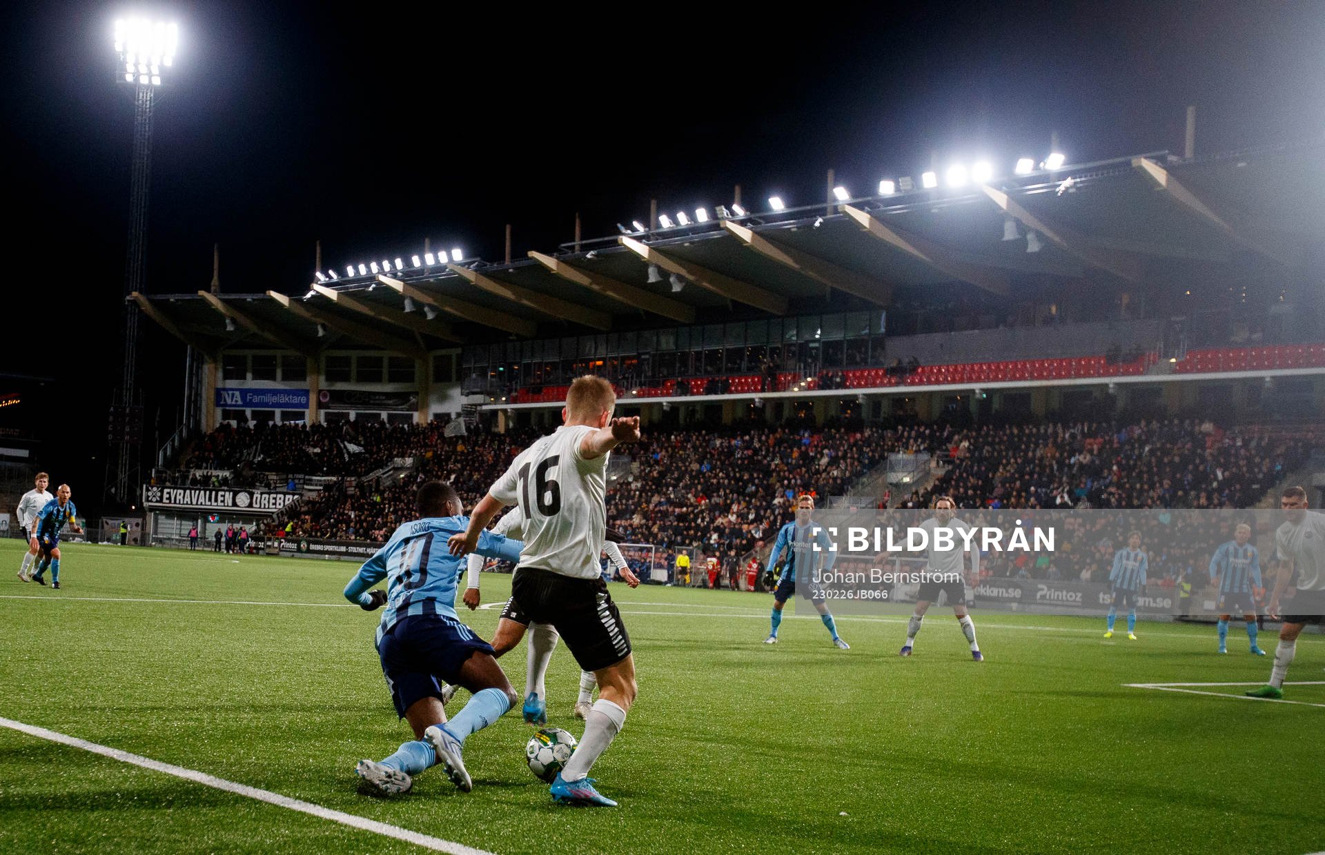 Djurgårdens Joel Asoro och Örebros David Seger