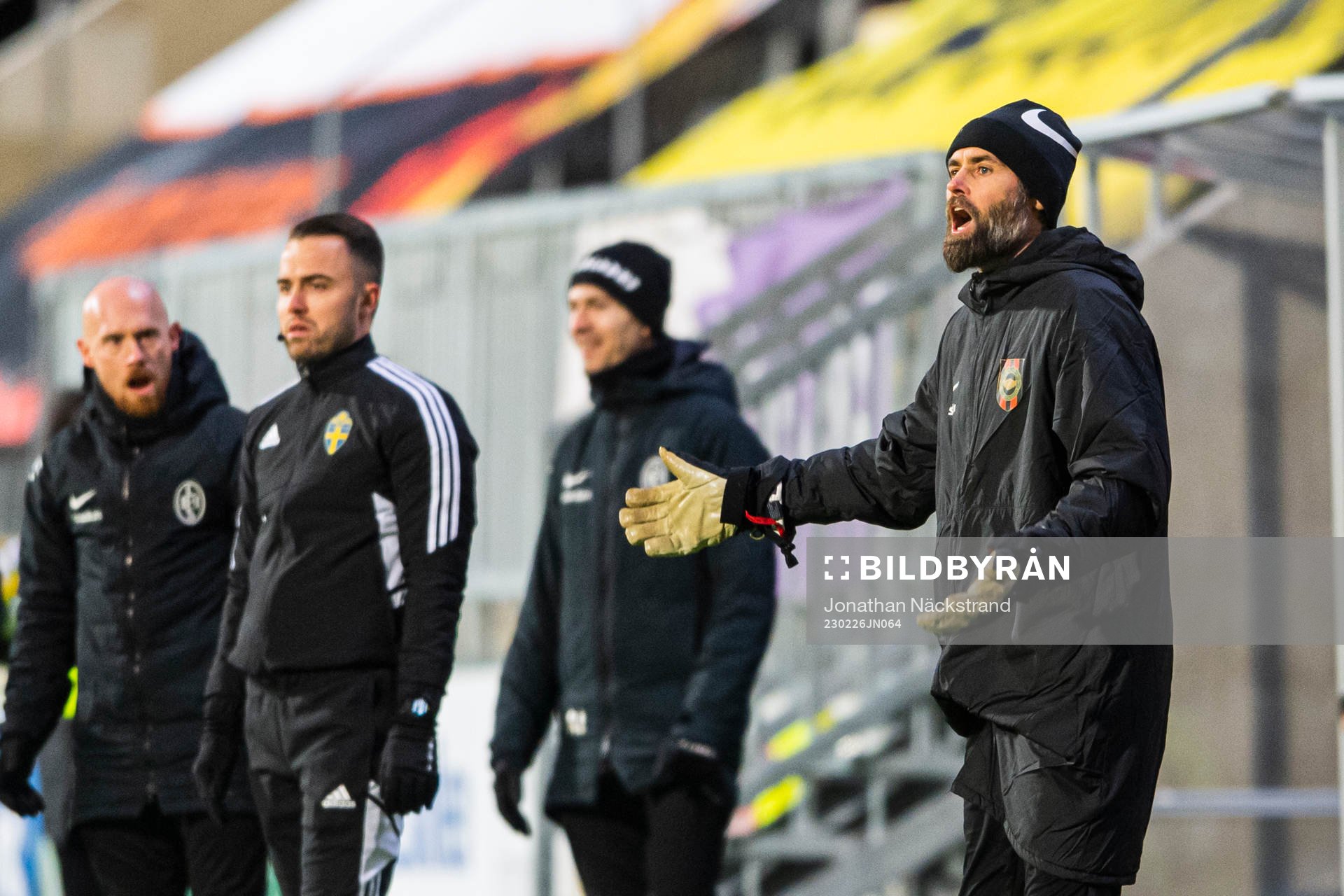 Brommapojkarnas tränare Olof Mellberg under fotbollsmatchen i Svenska Cupen mellan Brommapojkarna och Landskrona den 26 februari 2023 i Stockholm.