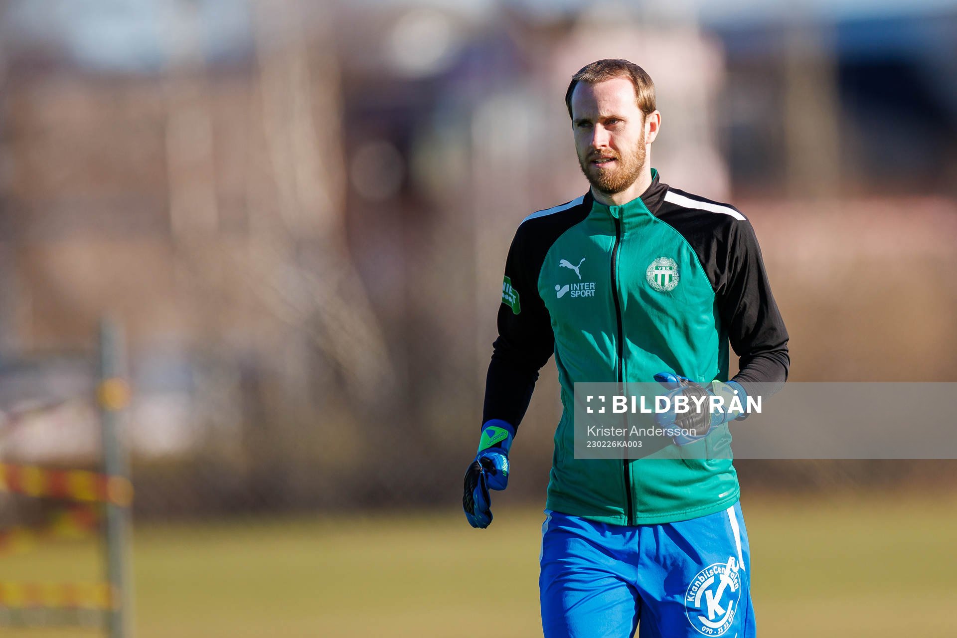 Västerås SKs målvakt Daniel Svensson före
