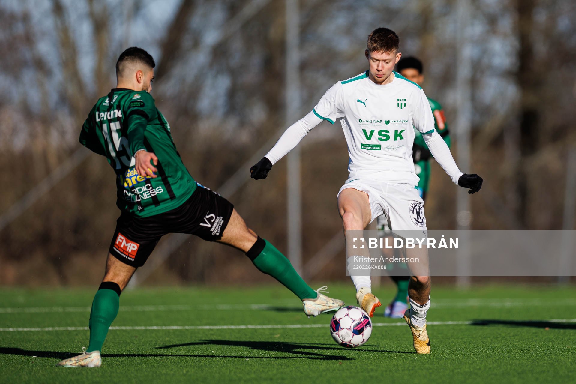 Varbergs Ömur Pektas och Västerås SKs Patric Åslund