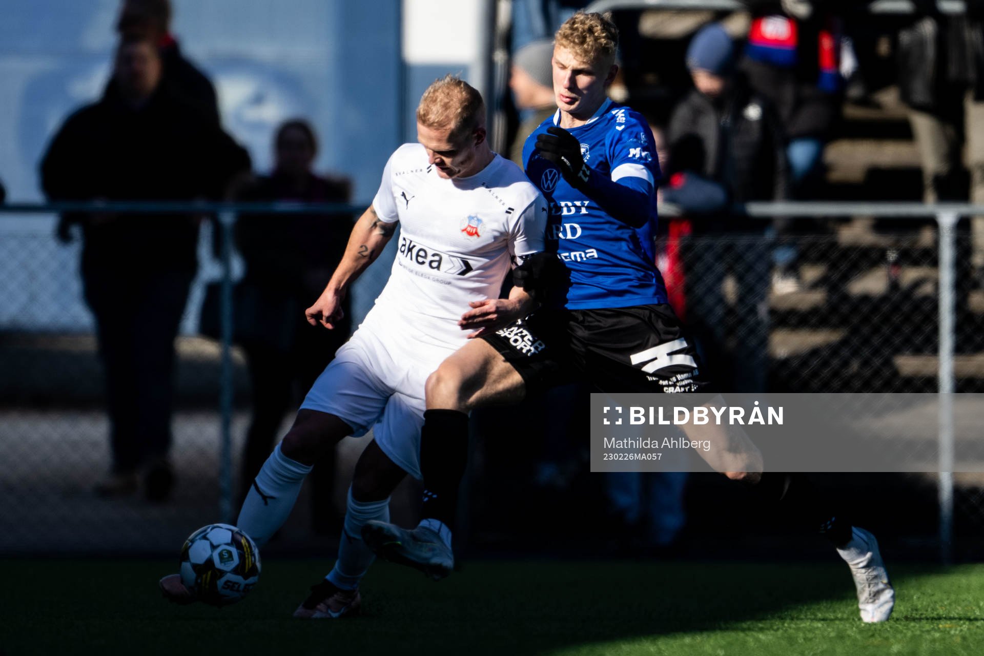 Helsingborgs Philip Rejnhold och Trelleborgs Liam Olausson