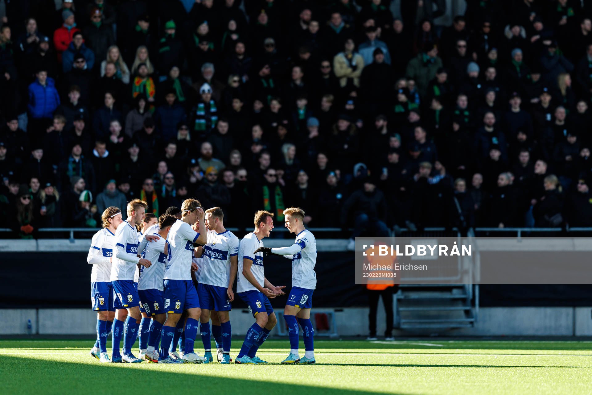 IFK Göteborgs spelare jublar