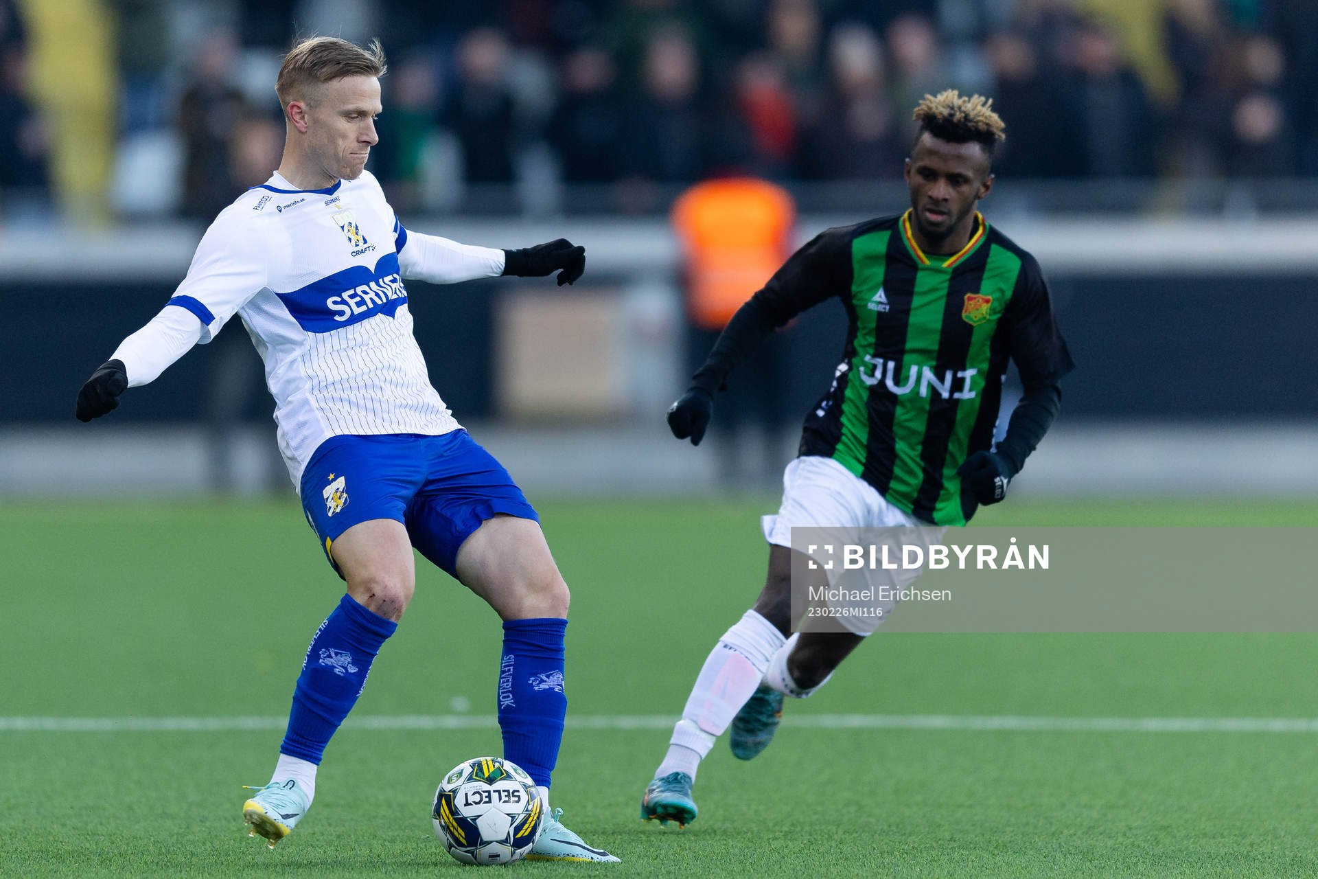 IFK Göteborgs Oscar Wendt och GAIS Rickard Emeka Friday