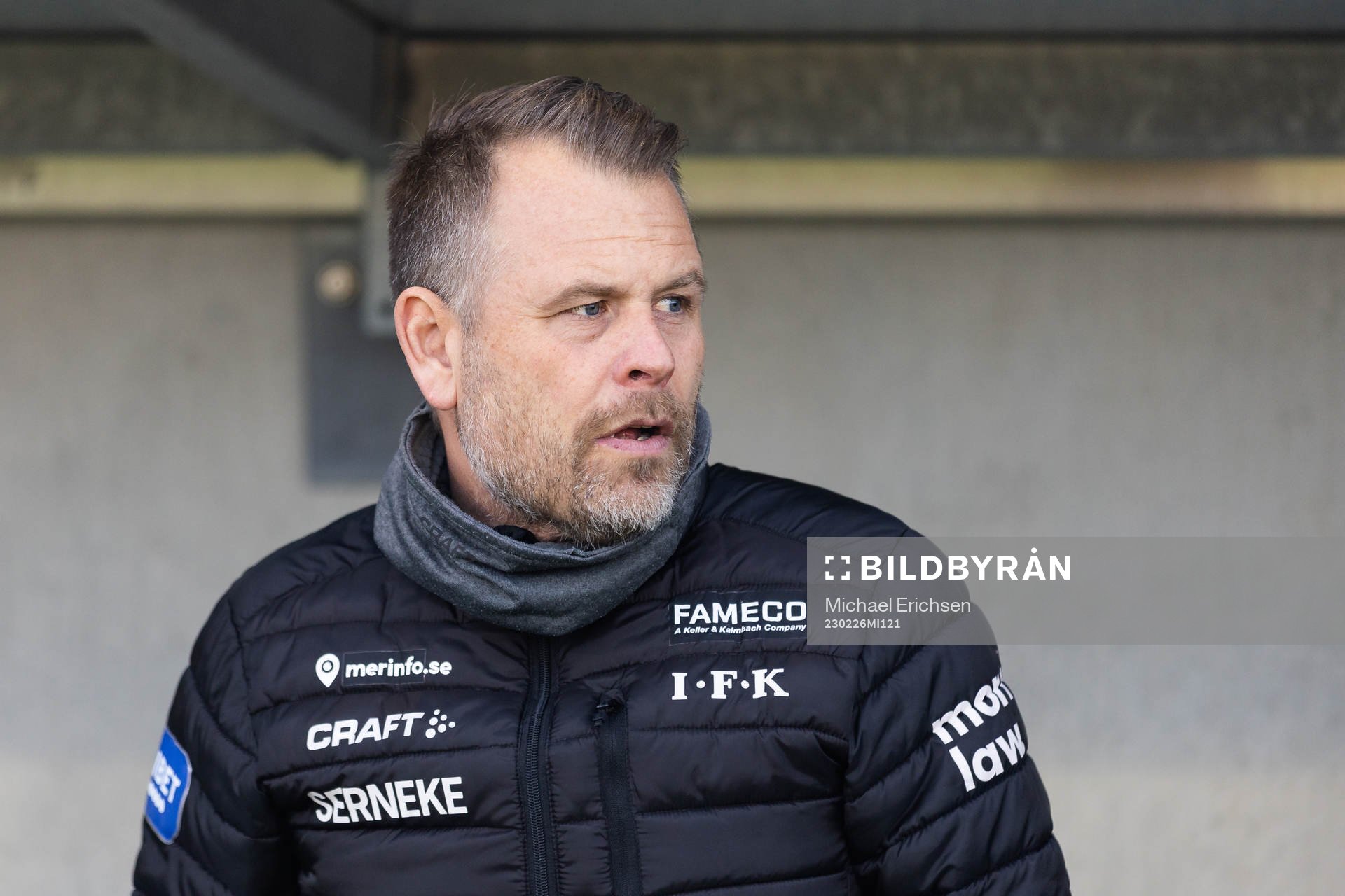 IFK Göteborgs tränare Mikael Stahre innan fotbollsmatchen