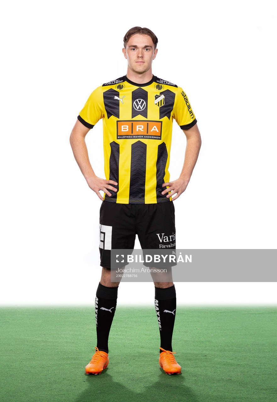 Häckens Charlie Axede