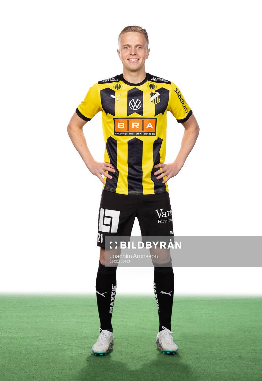 Häckens Tomas Totland
